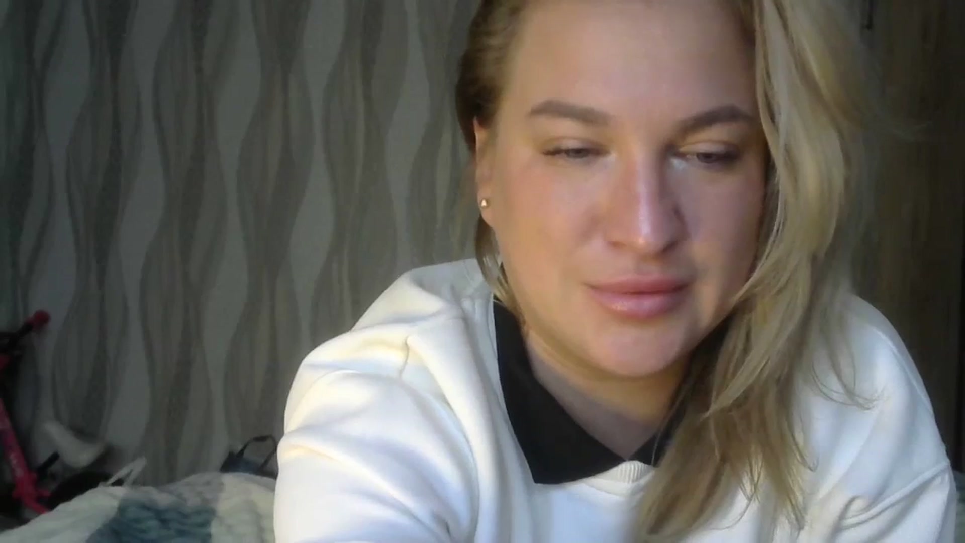 Gallery image thumbnail from Melinda_sweet's myfreecams stream on, 10/11/2023, 08:16 image 5 of 20