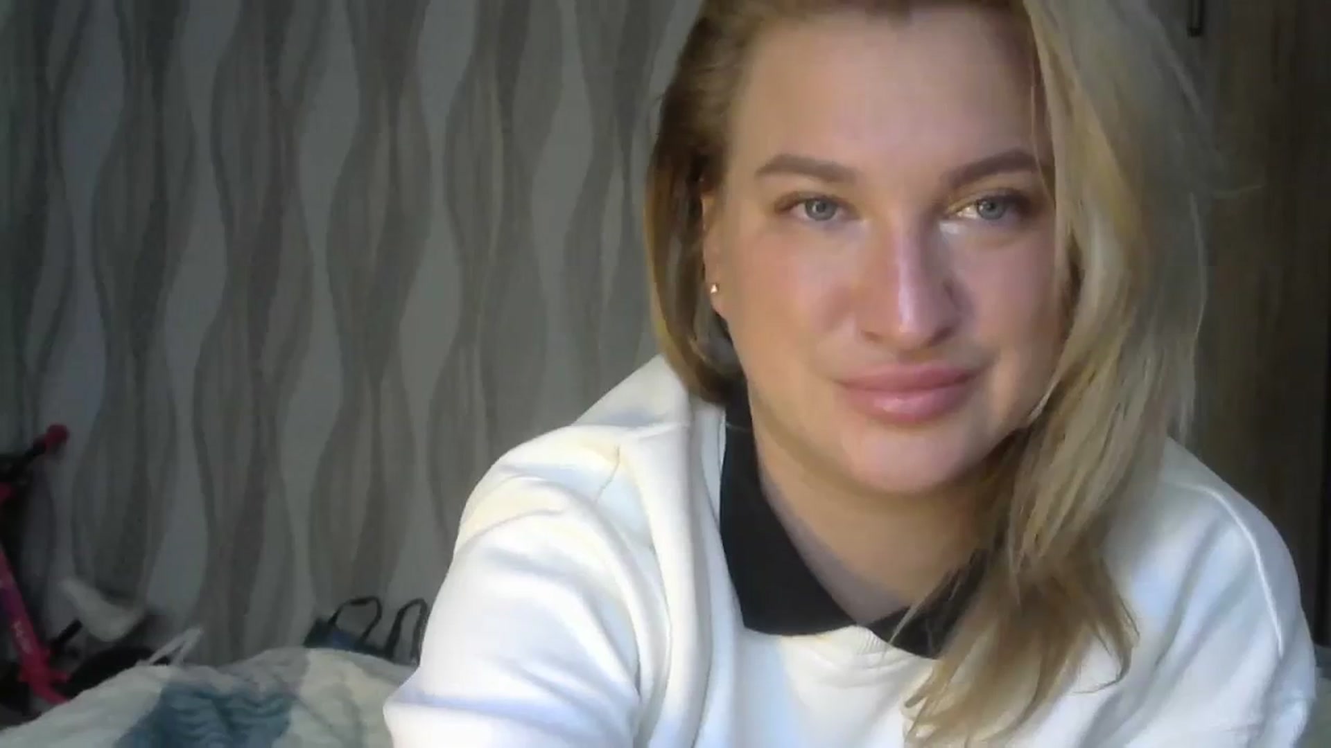 Gallery image thumbnail from Melinda_sweet's myfreecams stream on, 10/11/2023, 08:16 image 20 of 20