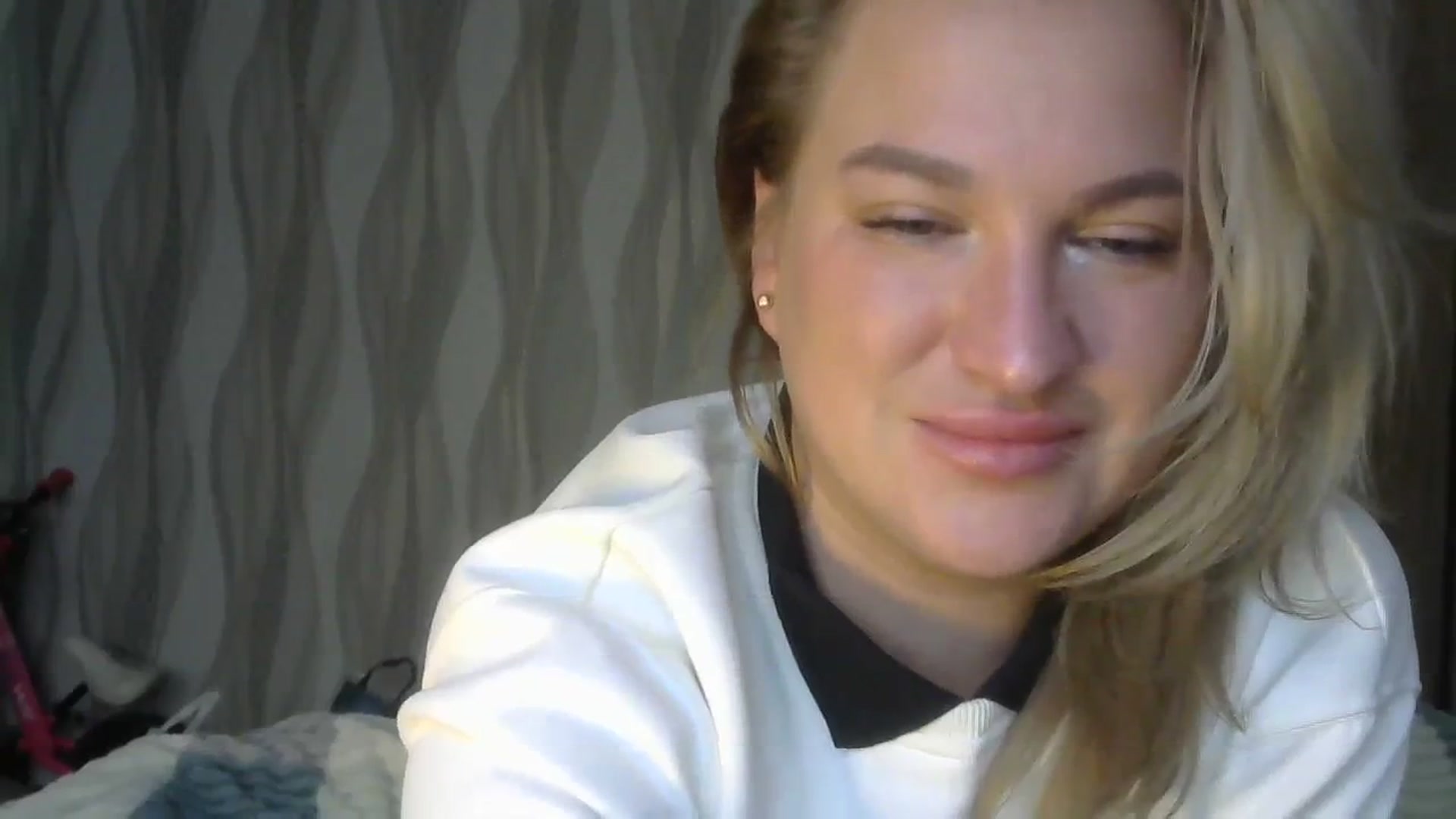 Gallery image thumbnail from Melinda_sweet's myfreecams stream on, 10/11/2023, 08:16 image 4 of 20