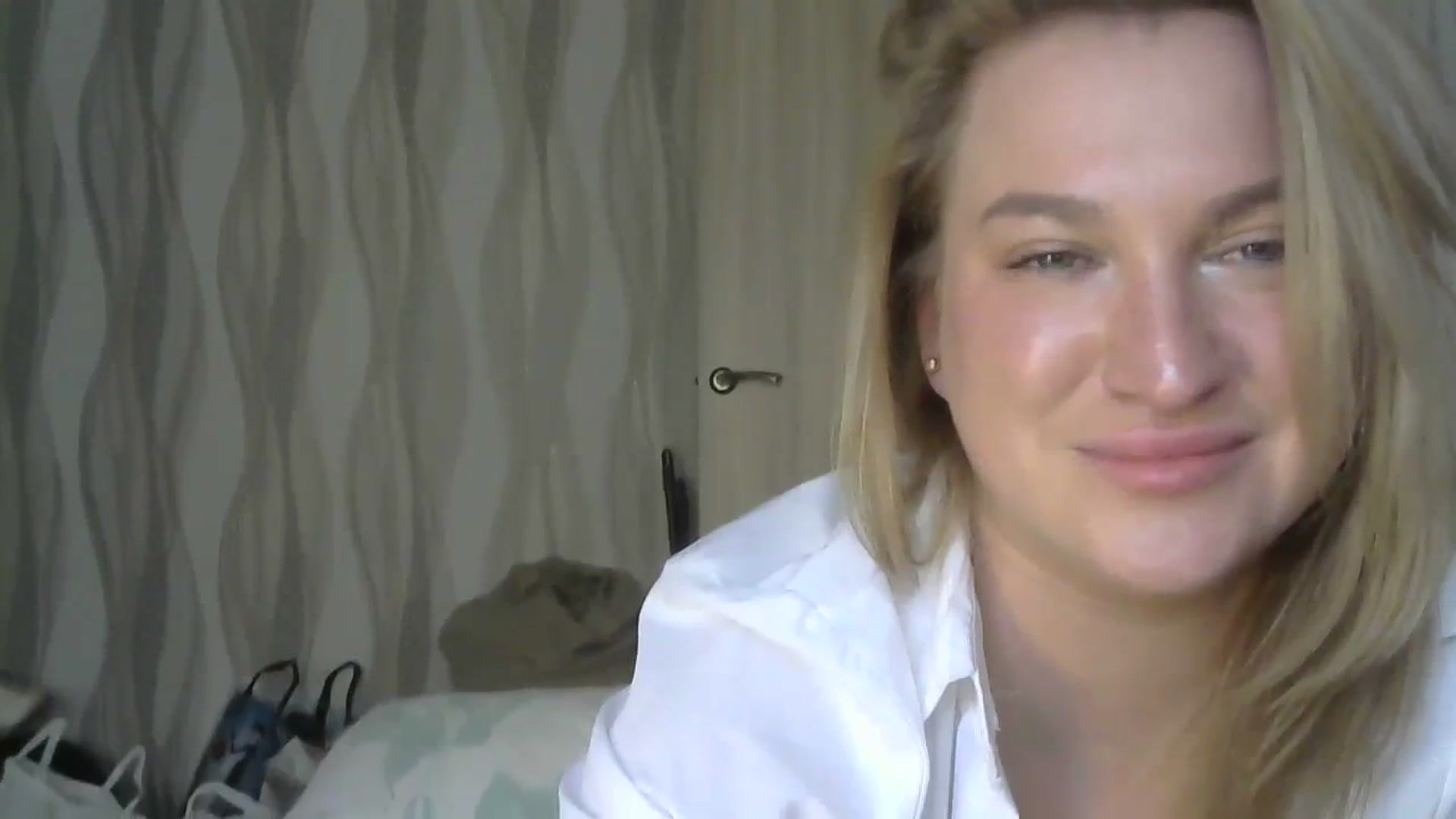 Gallery image thumbnail from Melinda_sweet's myfreecams stream on, 10/12/2023, 11:39 image 19 of 20