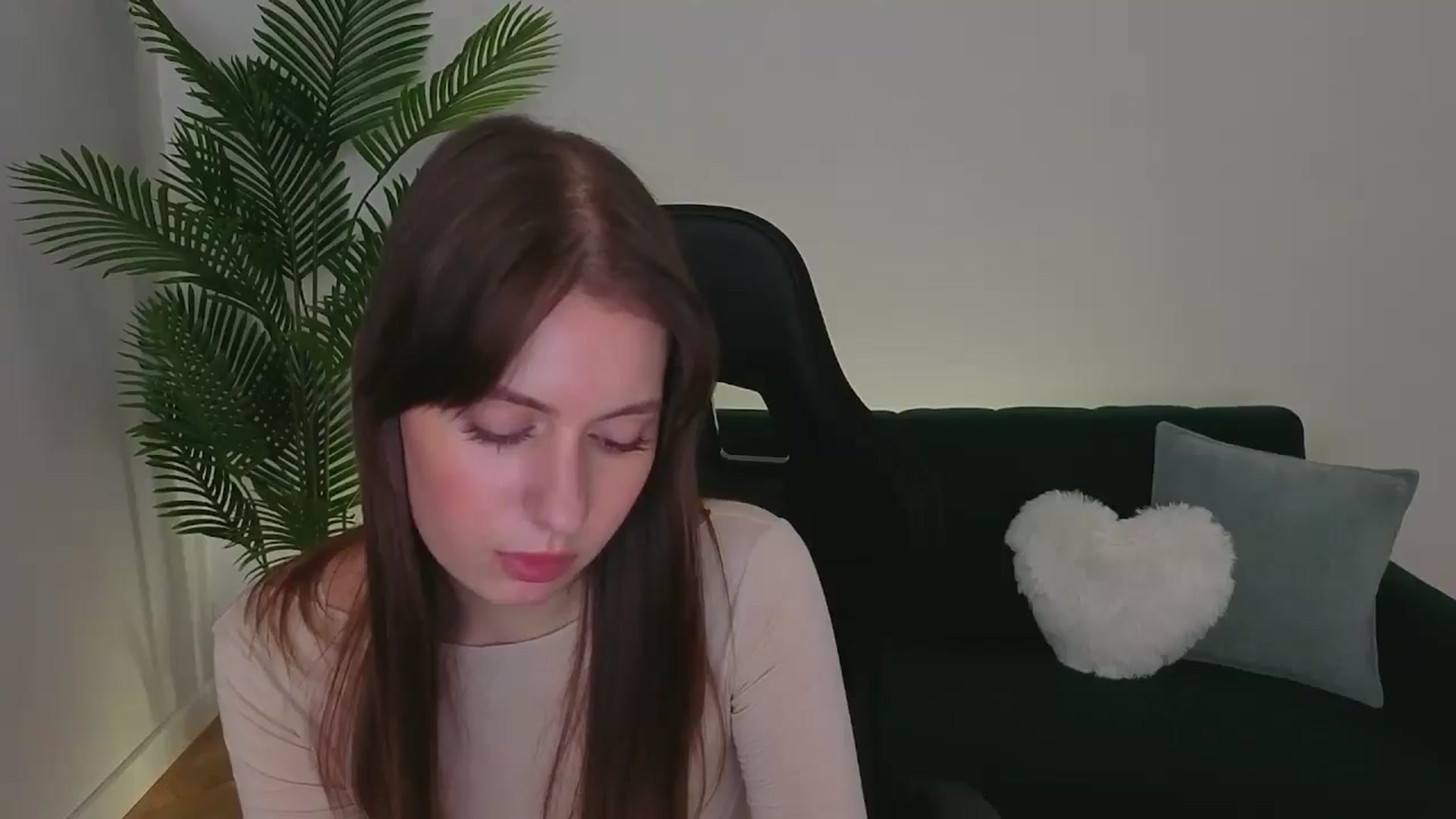 Gallery image thumbnail from Meliora's myfreecams stream on, 11/27/2025, 19:22 image 5 of 20