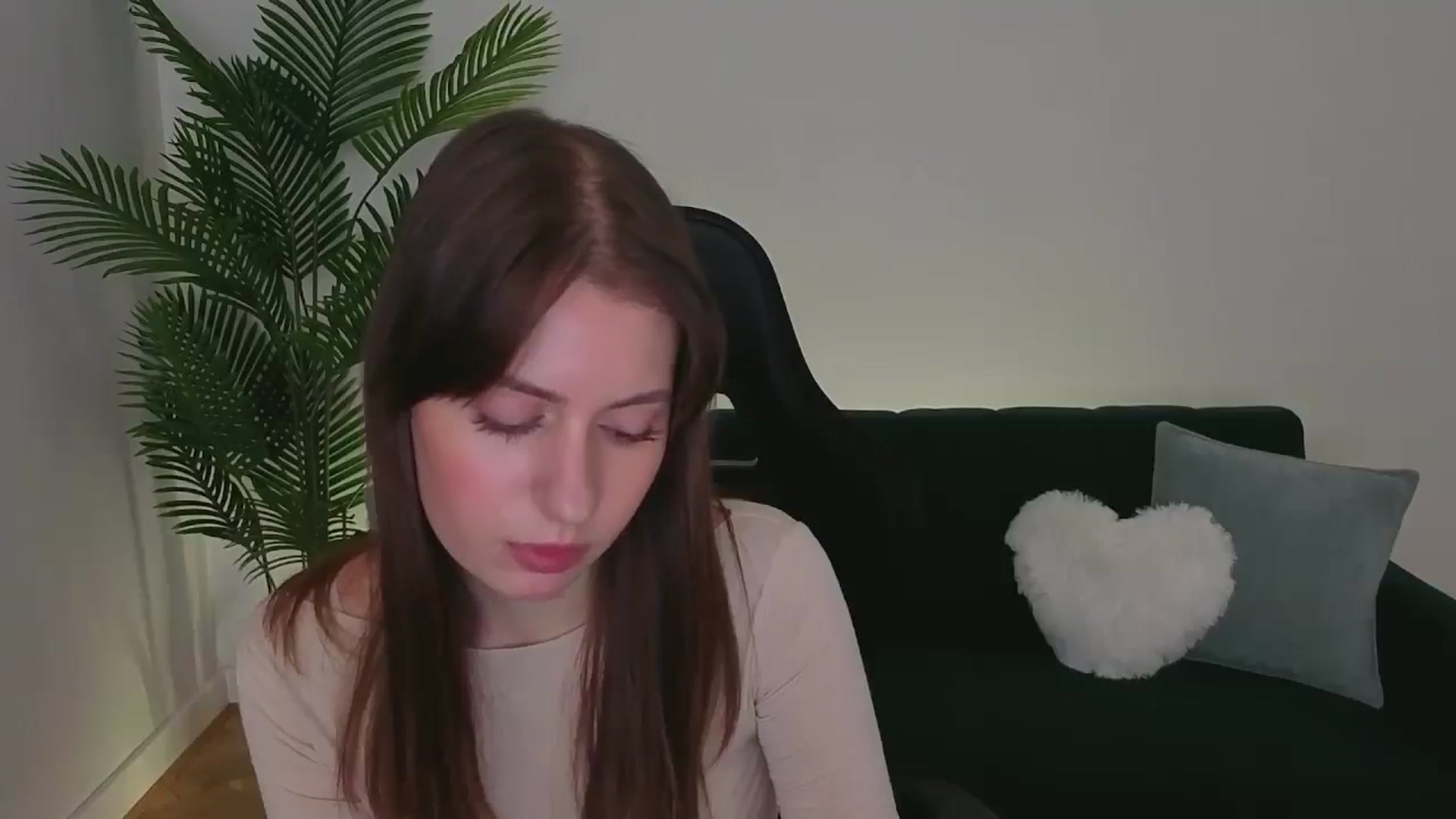 Gallery image thumbnail from Meliora's myfreecams stream on, 11/27/2025, 19:22 image 6 of 20