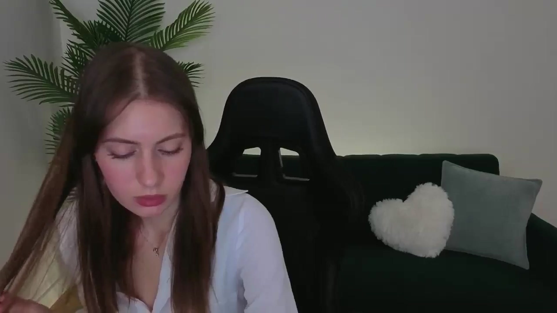 Gallery image thumbnail from Meliora's myfreecams stream on, 11/29/2025, 14:33 image 10 of 20