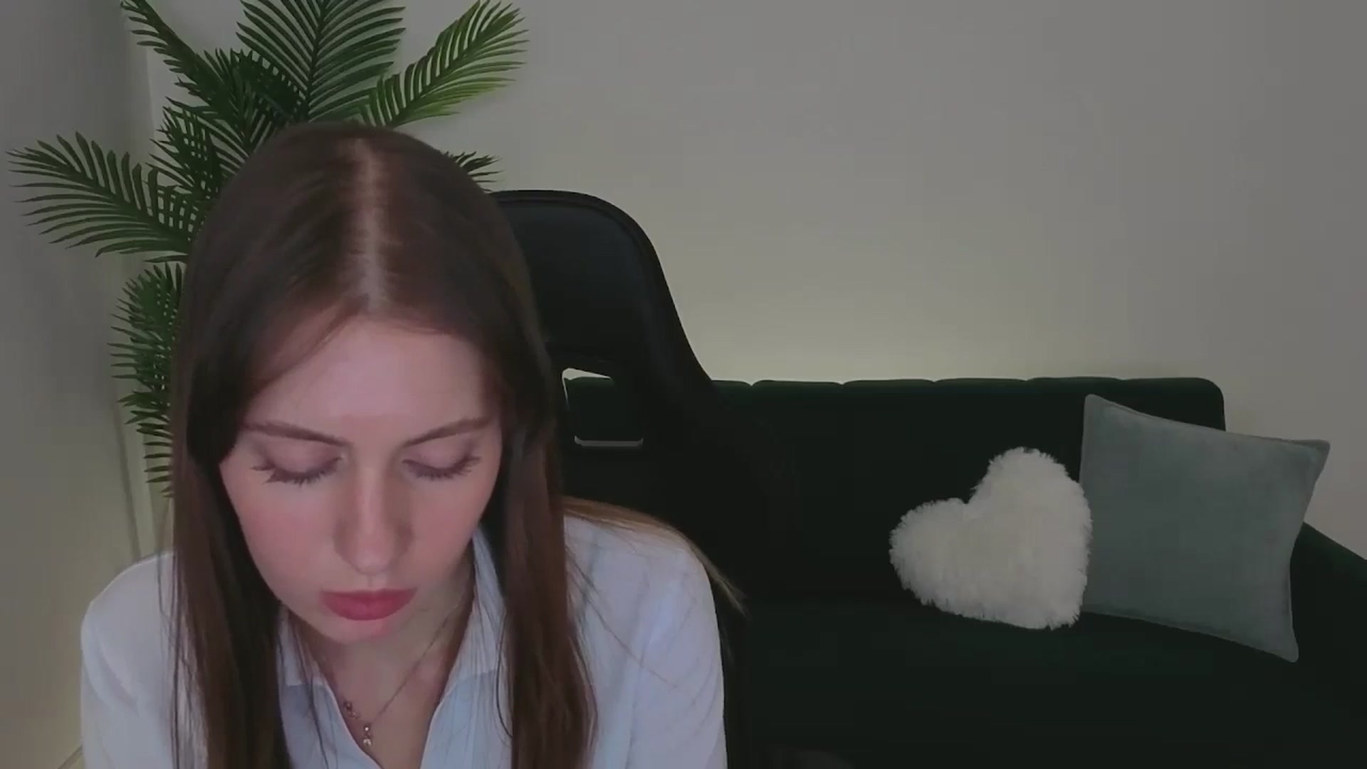 Gallery image thumbnail from Meliora's myfreecams stream on, 11/29/2025, 19:07 image 4 of 20
