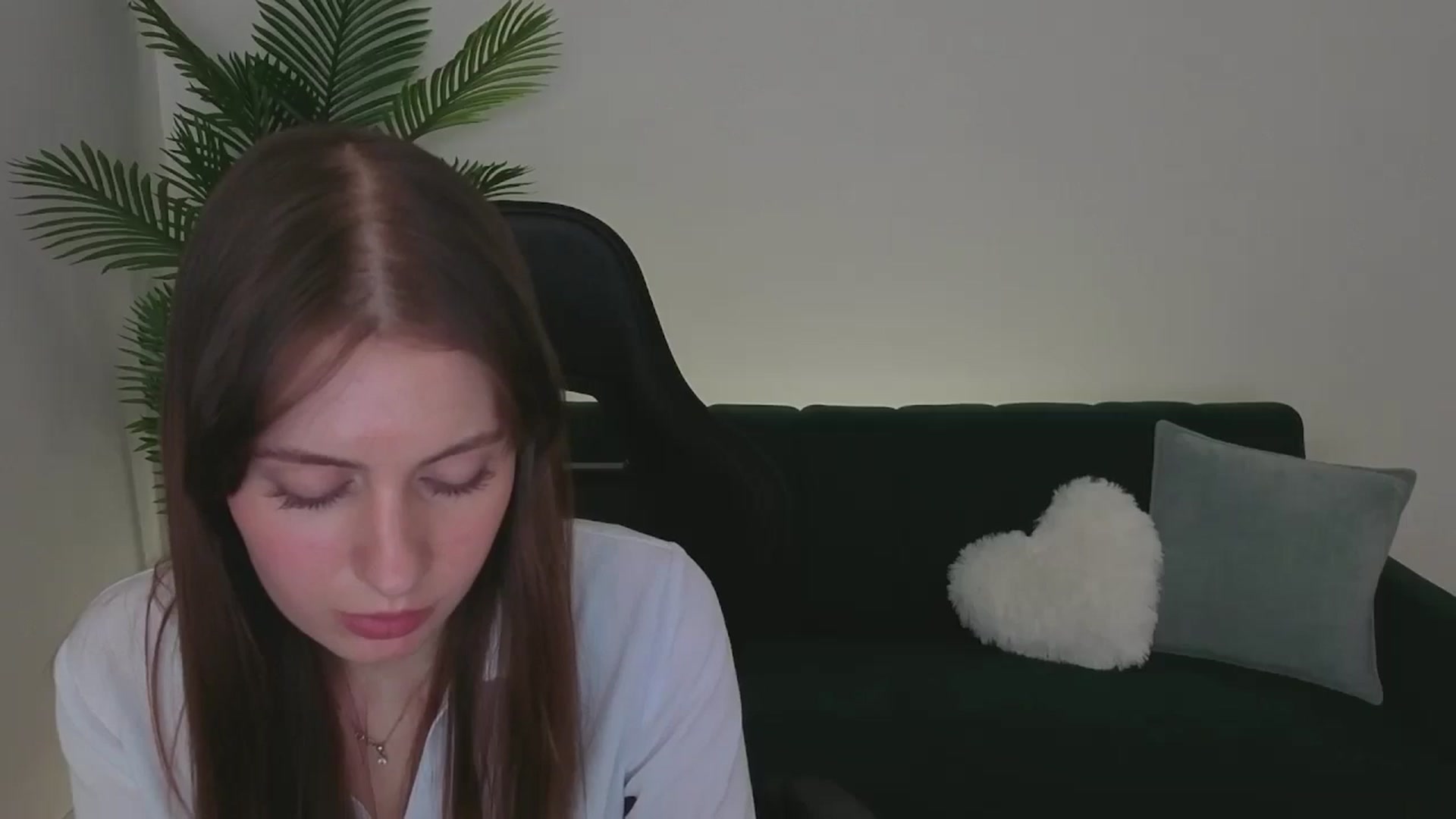 Gallery image thumbnail from Meliora's myfreecams stream on, 11/29/2025, 19:07 image 18 of 20