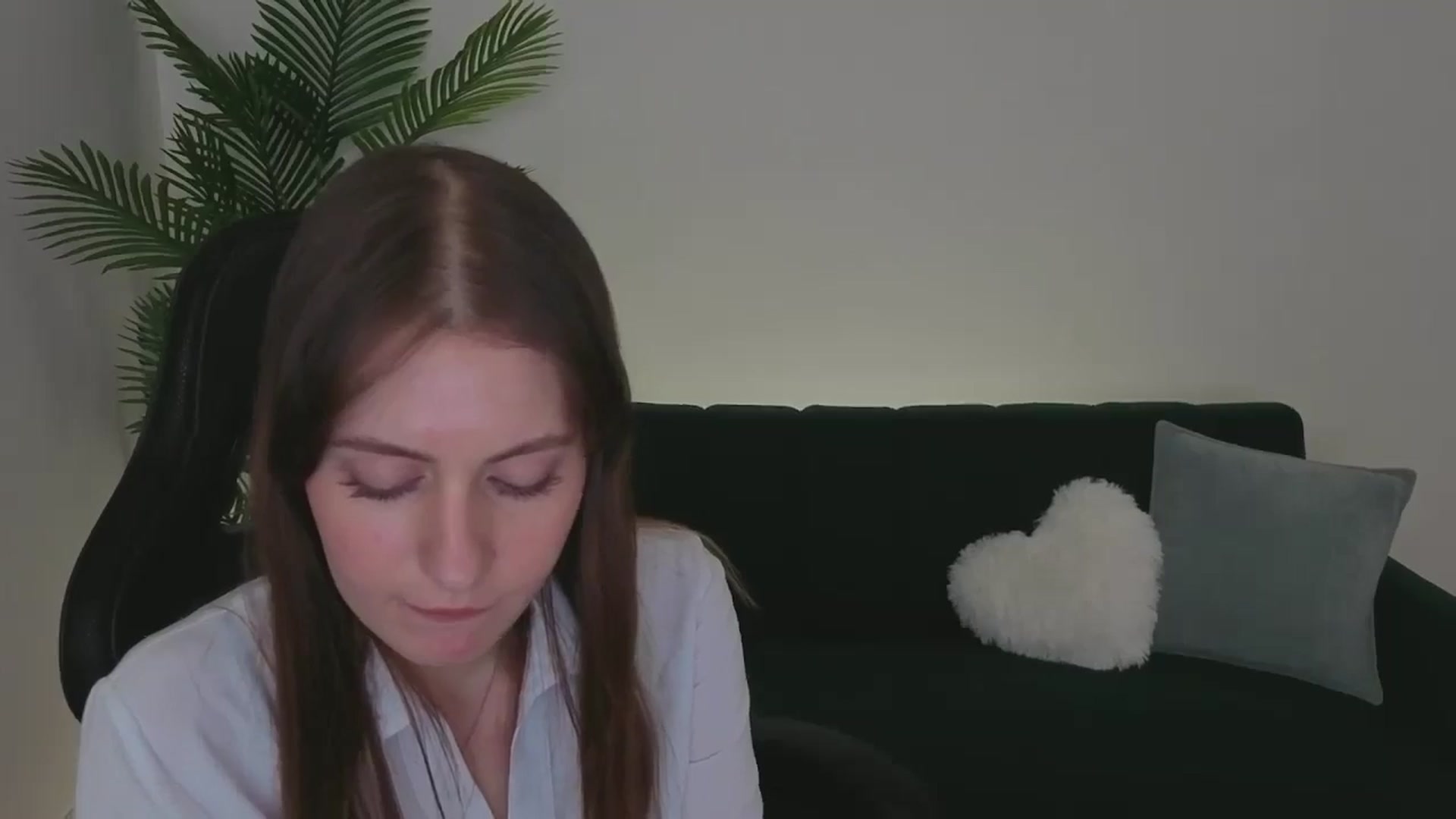 Gallery image thumbnail from Meliora's myfreecams stream on, 11/29/2025, 19:07 image 6 of 20