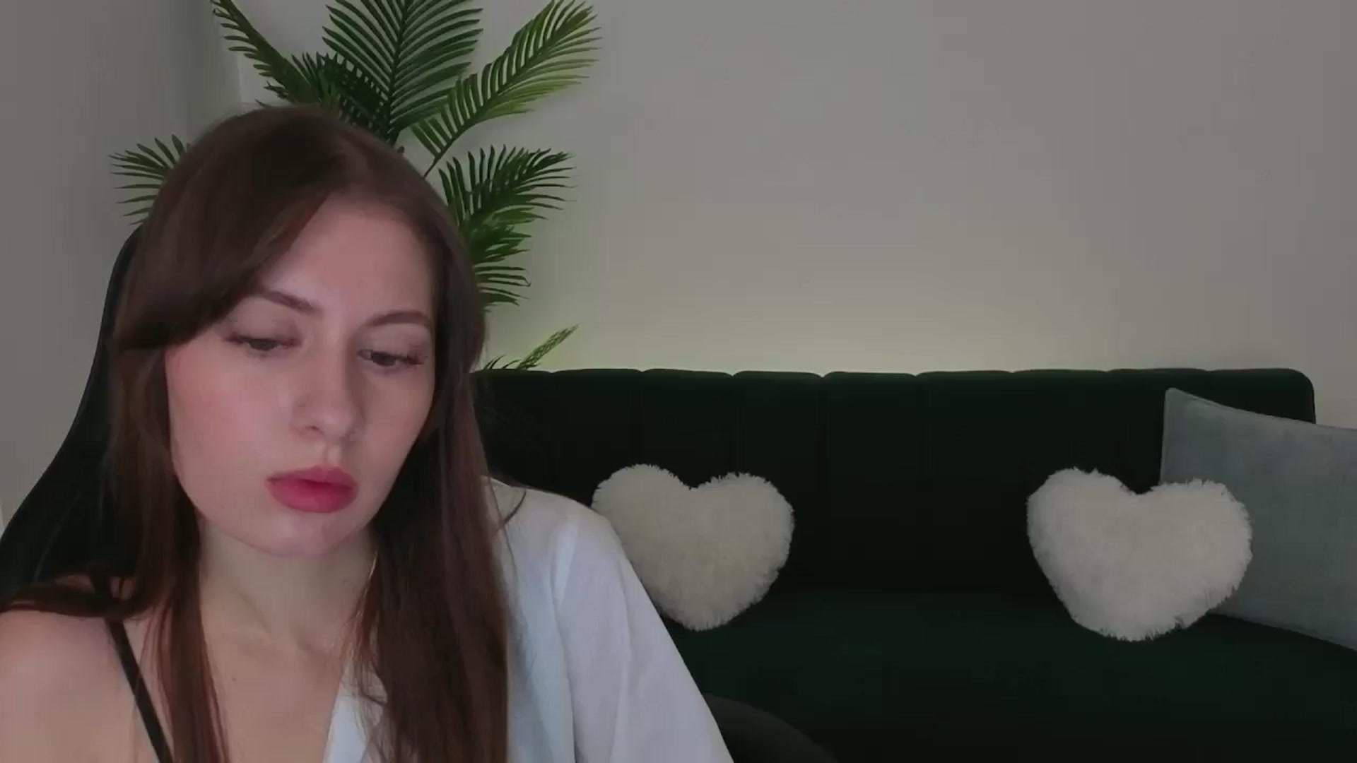 Gallery image thumbnail from Meliora's myfreecams stream on, 12/01/2025, 14:58 image 6 of 20