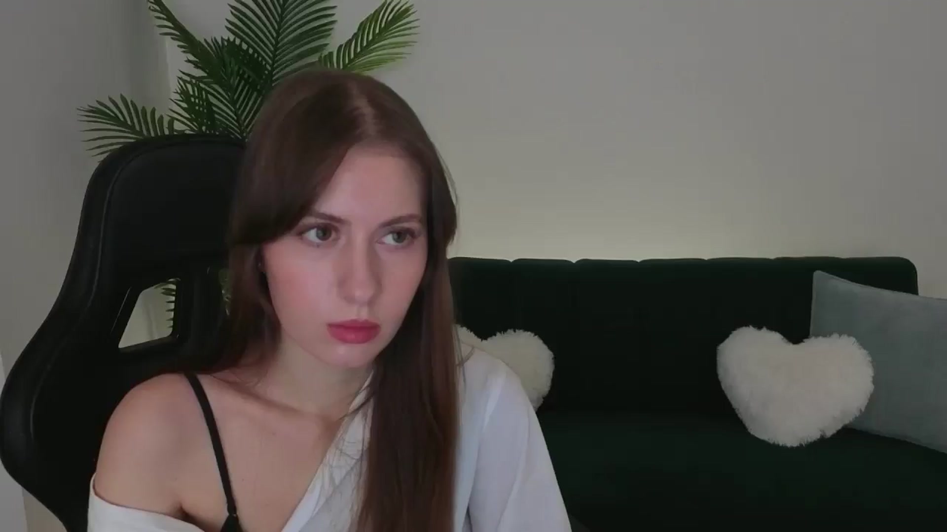 Gallery image thumbnail from Meliora's myfreecams stream on, 12/01/2025, 14:58 image 11 of 20