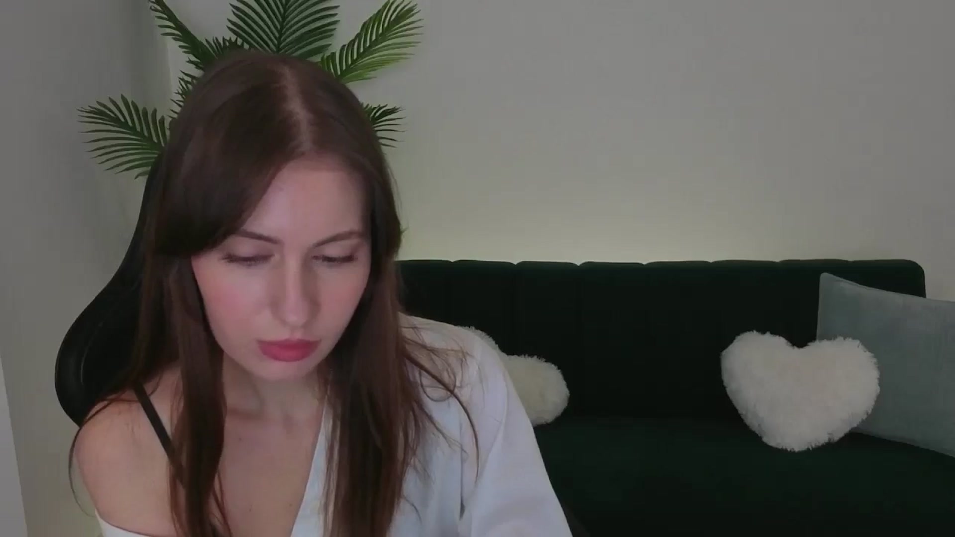 Gallery image thumbnail from Meliora's myfreecams stream on, 12/01/2025, 15:26 image 15 of 20