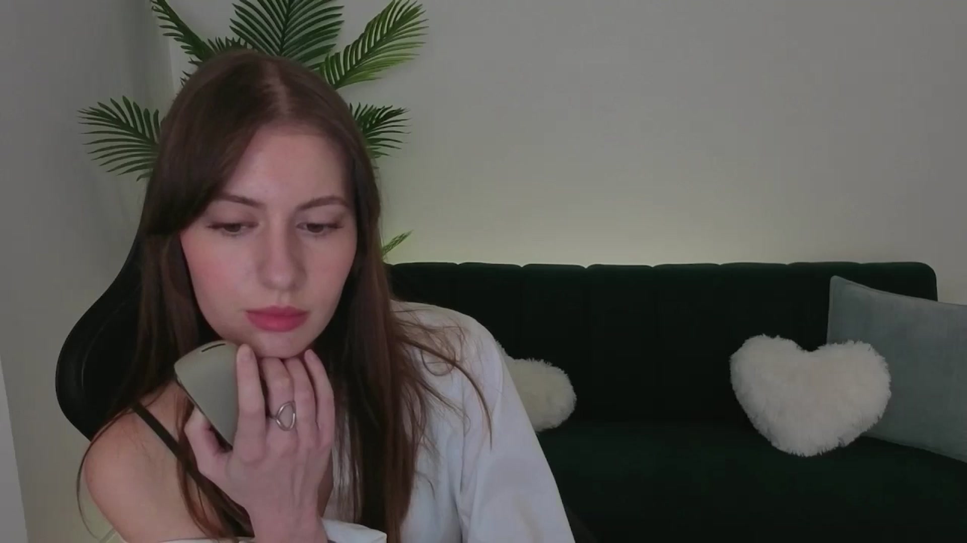 Gallery image thumbnail from Meliora's myfreecams stream on, 12/01/2025, 15:26 image 14 of 20