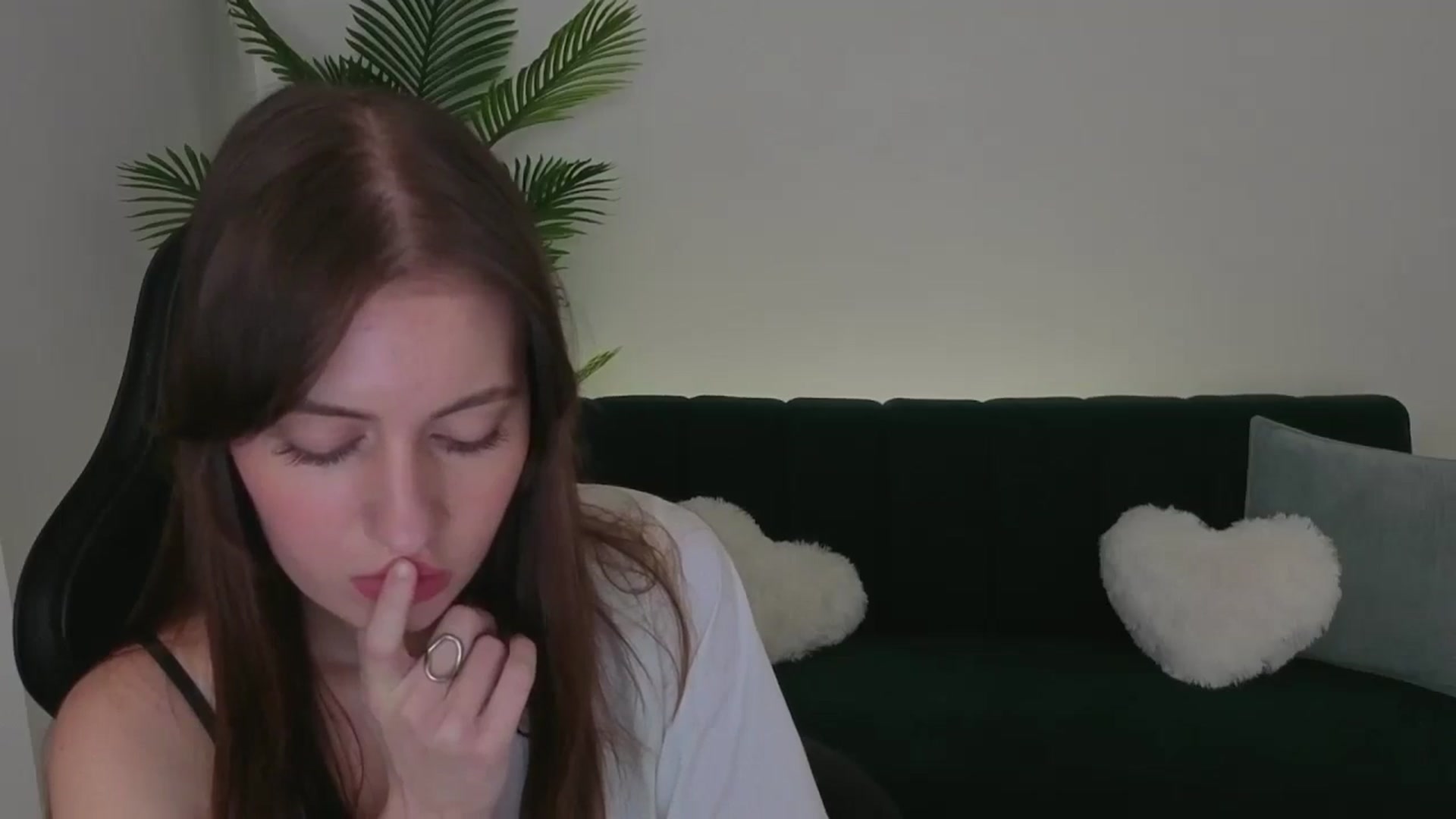 Gallery image thumbnail from Meliora's myfreecams stream on, 12/01/2025, 15:26 image 5 of 20