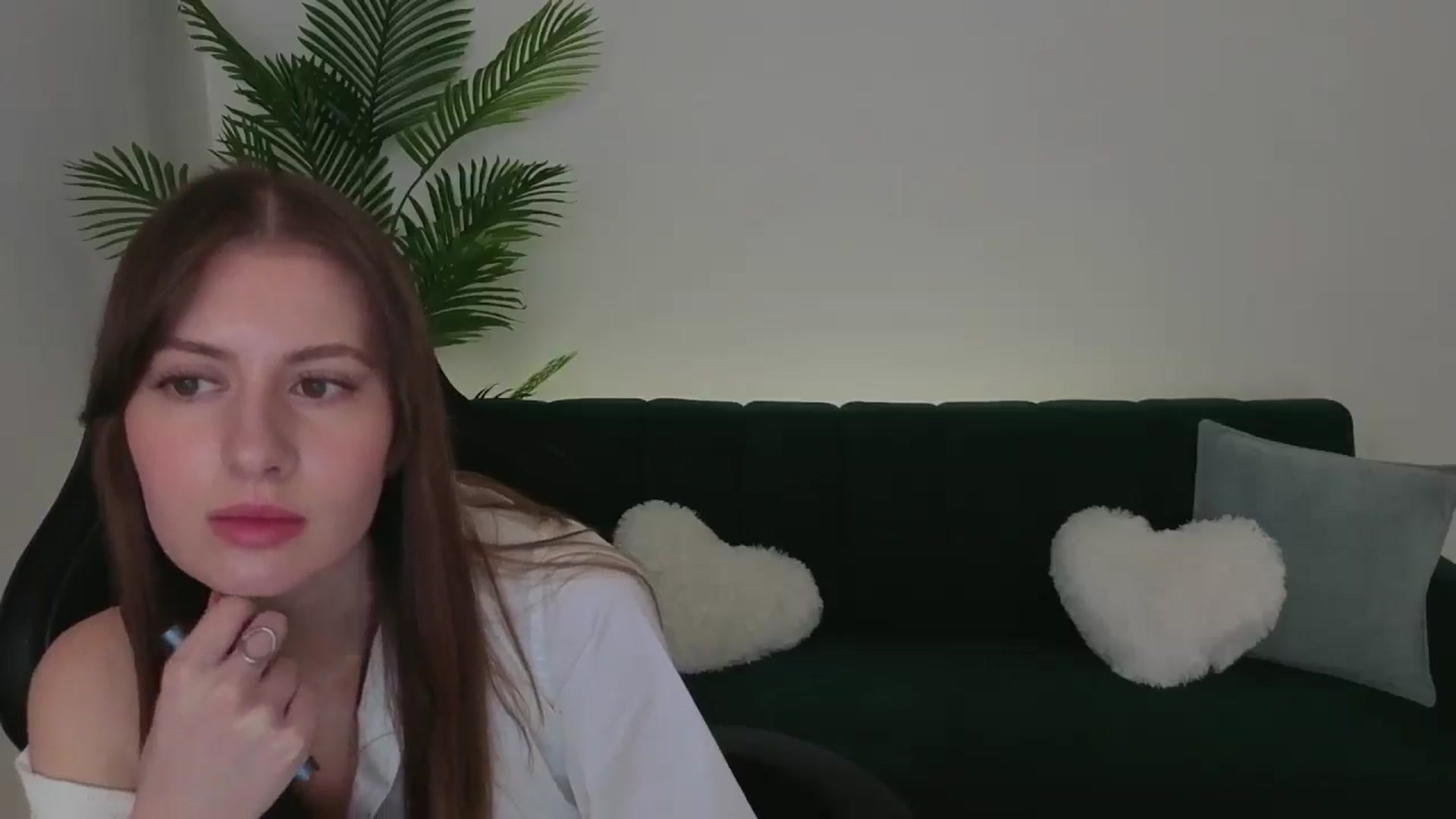 Gallery image thumbnail from Meliora's myfreecams stream on, 12/01/2025, 16:41 image 12 of 20