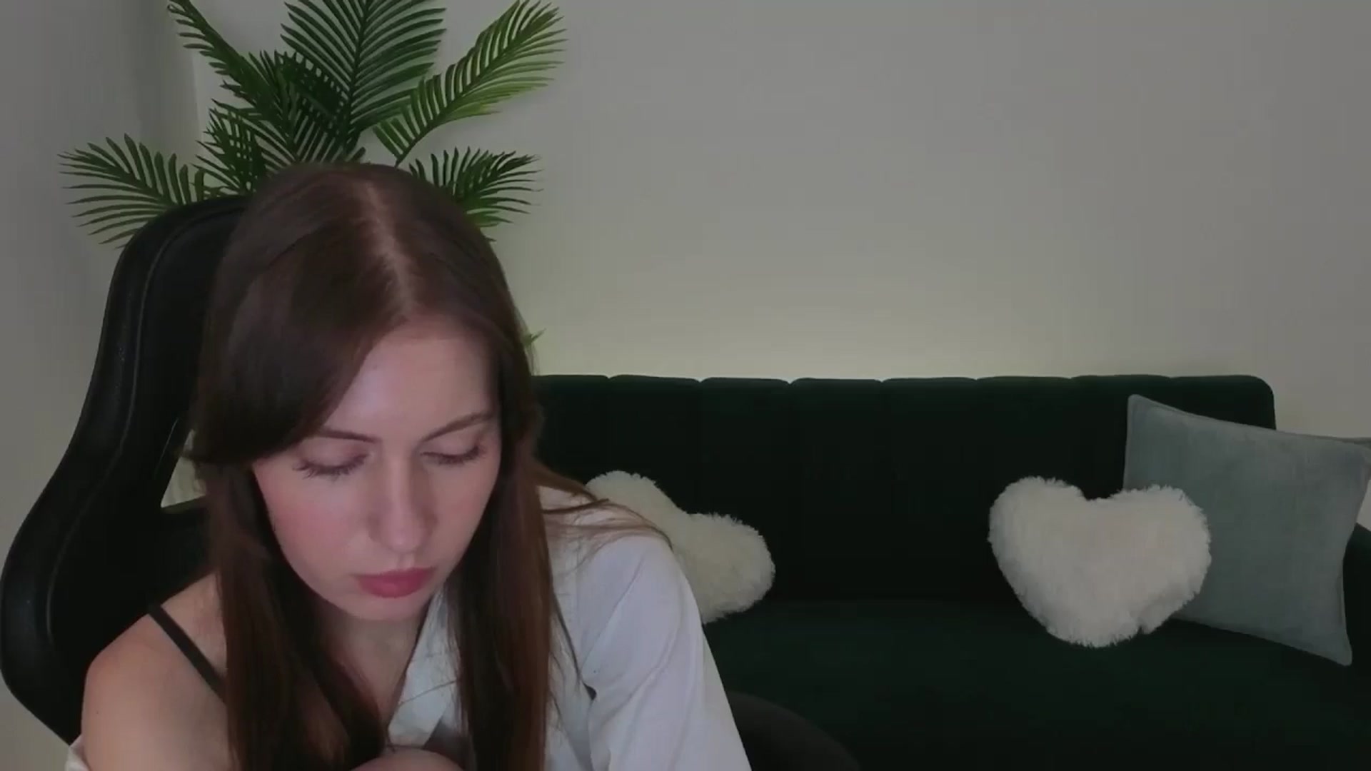 Gallery image thumbnail from Meliora's myfreecams stream on, 12/01/2025, 16:41 image 6 of 20