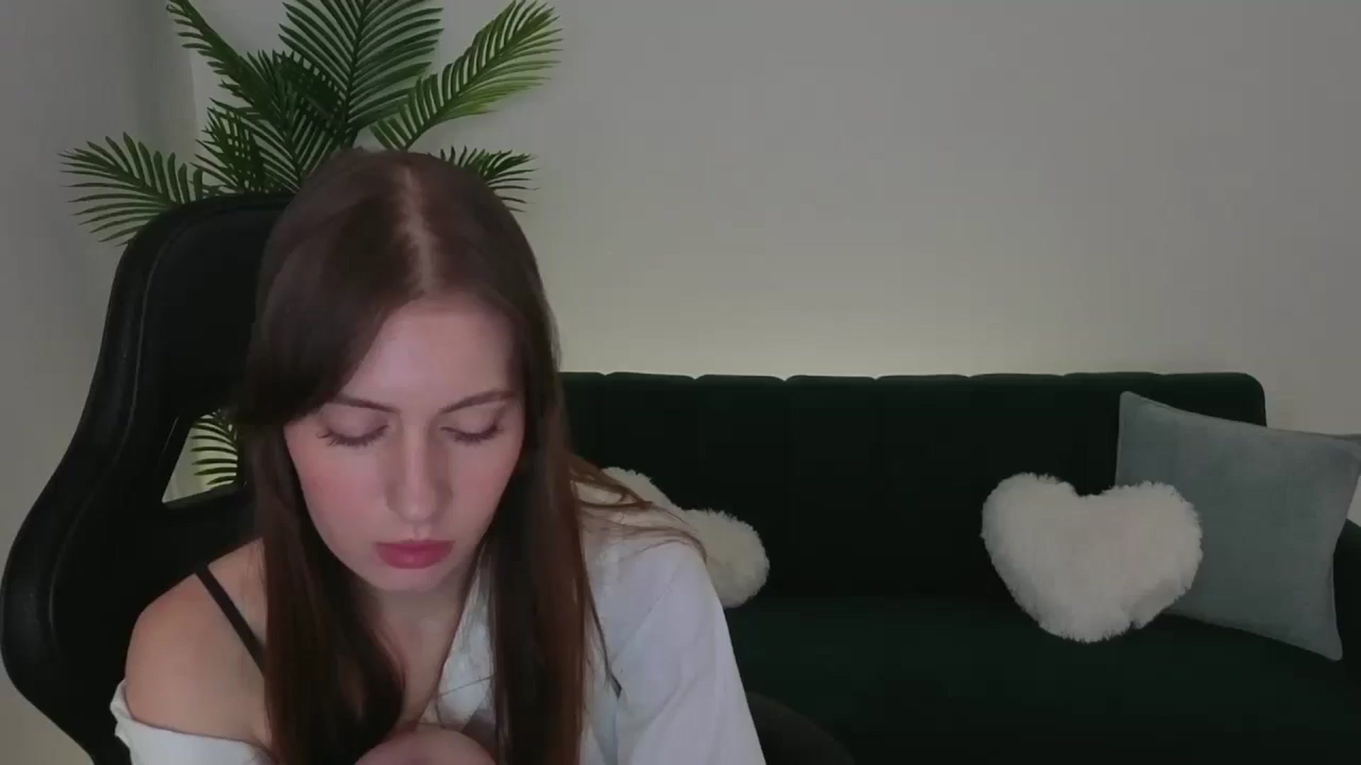 Gallery image thumbnail from Meliora's myfreecams stream on, 12/01/2025, 16:41 image 5 of 20