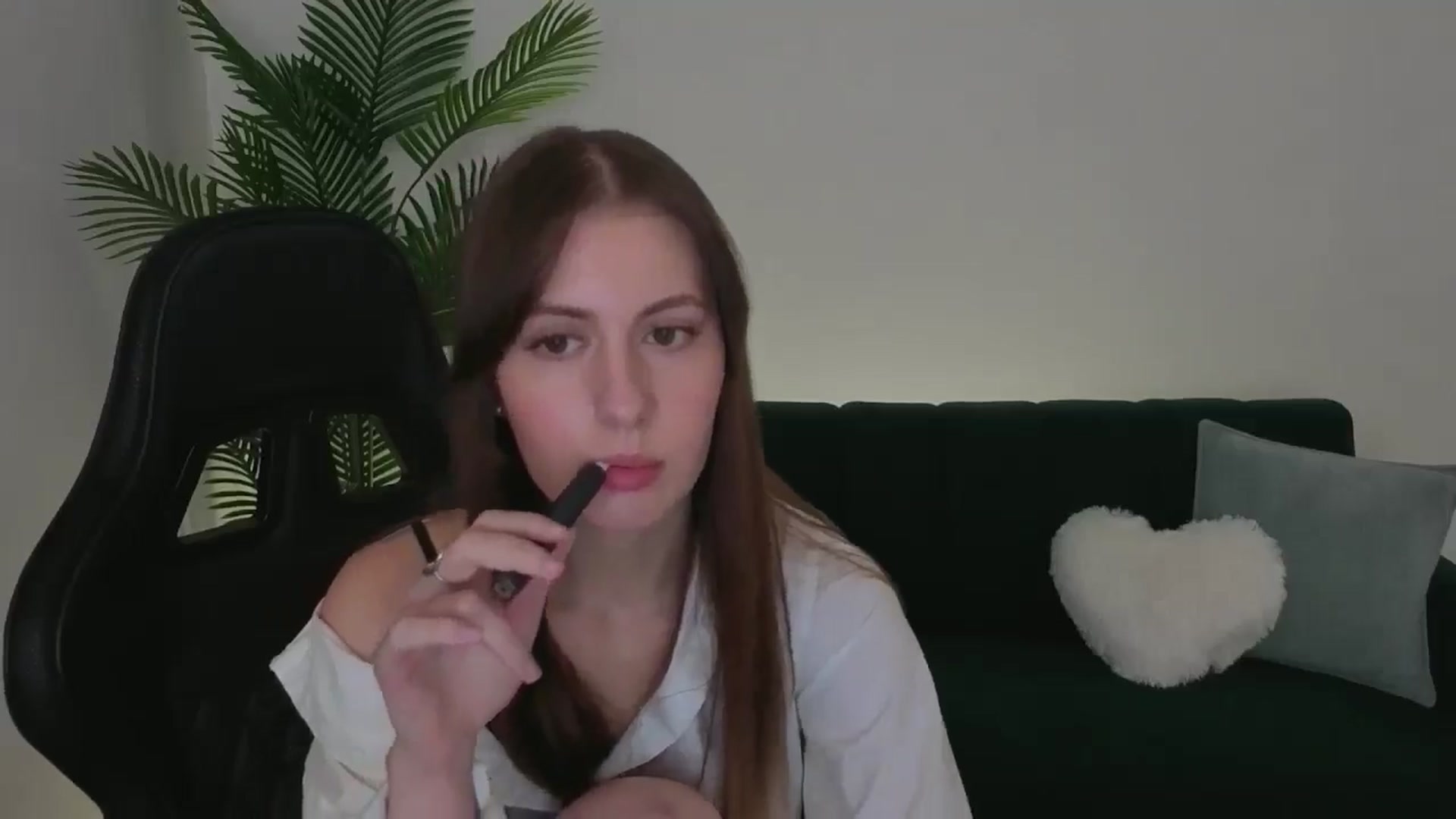 Gallery image thumbnail from Meliora's myfreecams stream on, 12/01/2025, 16:41 image 14 of 20