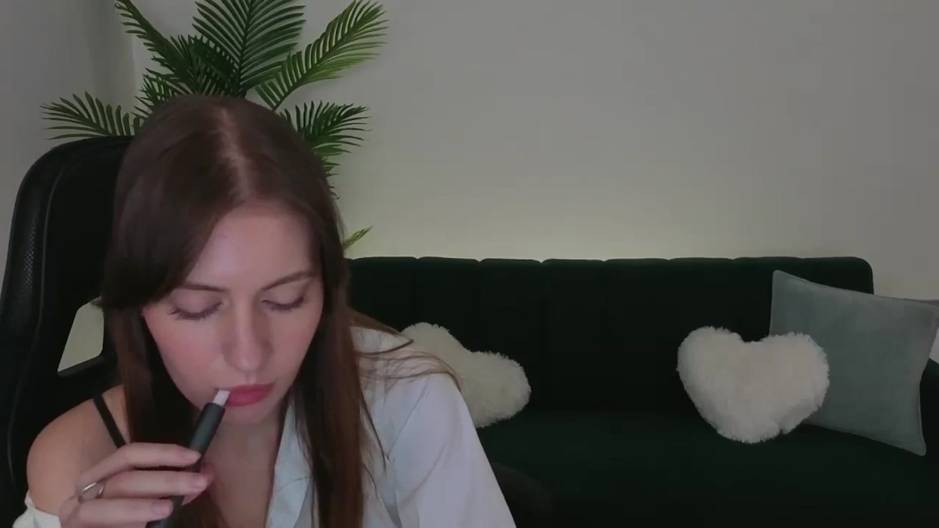 Gallery image thumbnail from Meliora's myfreecams stream on, 12/01/2025, 16:41 image 16 of 20