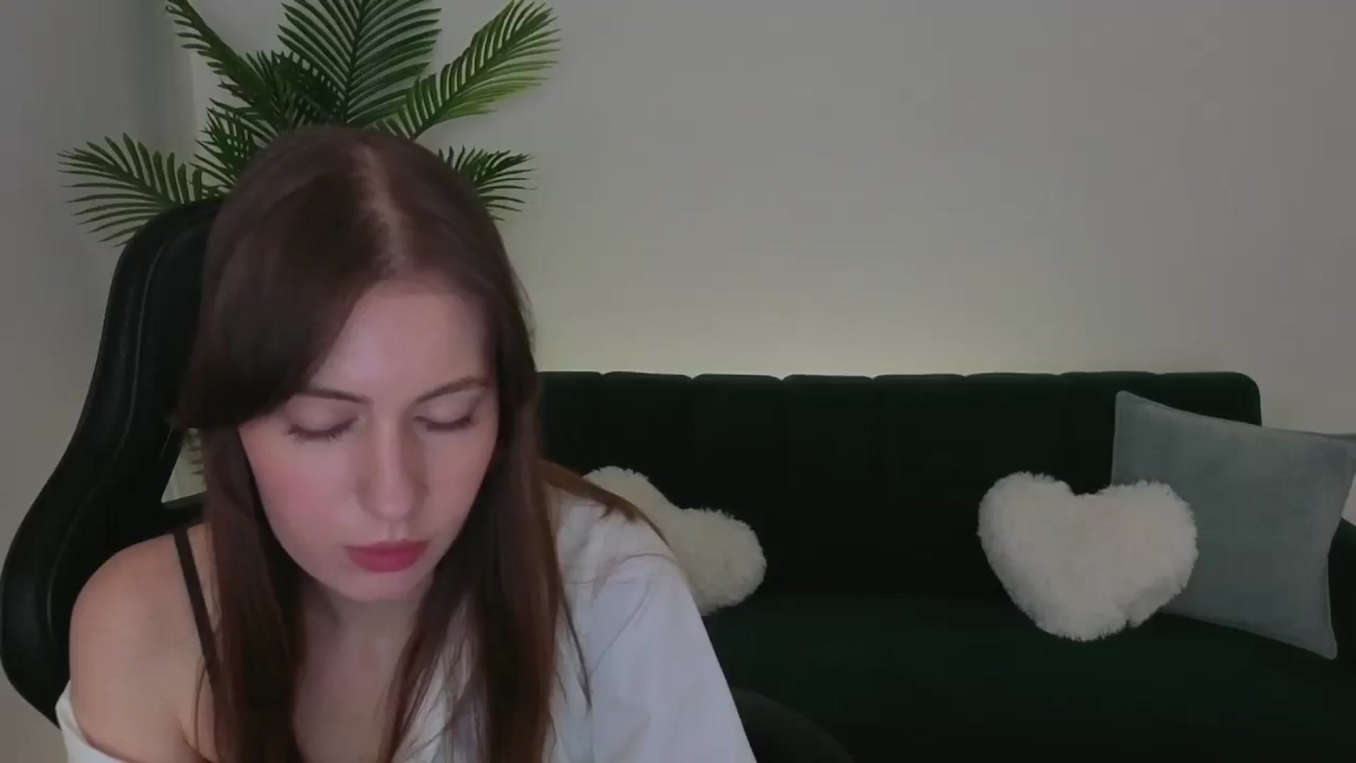 Gallery image thumbnail from Meliora's myfreecams stream on, 12/01/2025, 16:41 image 1 of 20