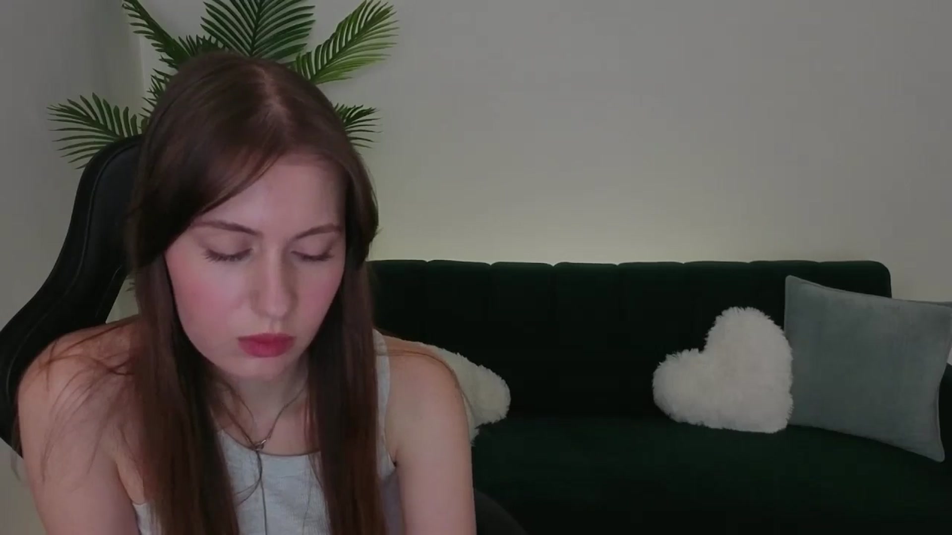 Gallery image thumbnail from Meliora's myfreecams stream on, 12/04/2025, 15:24 image 13 of 20