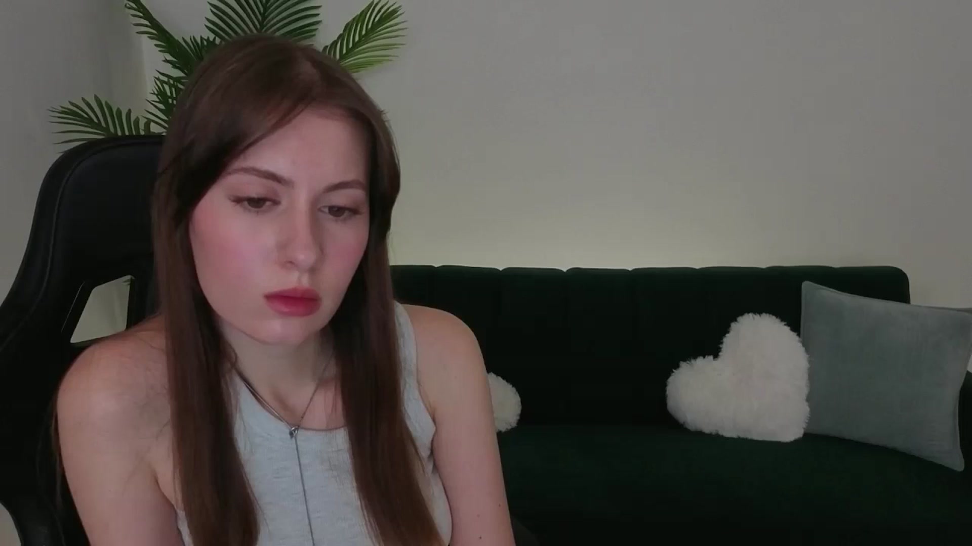 Gallery image thumbnail from Meliora's myfreecams stream on, 12/04/2025, 15:24 image 9 of 20