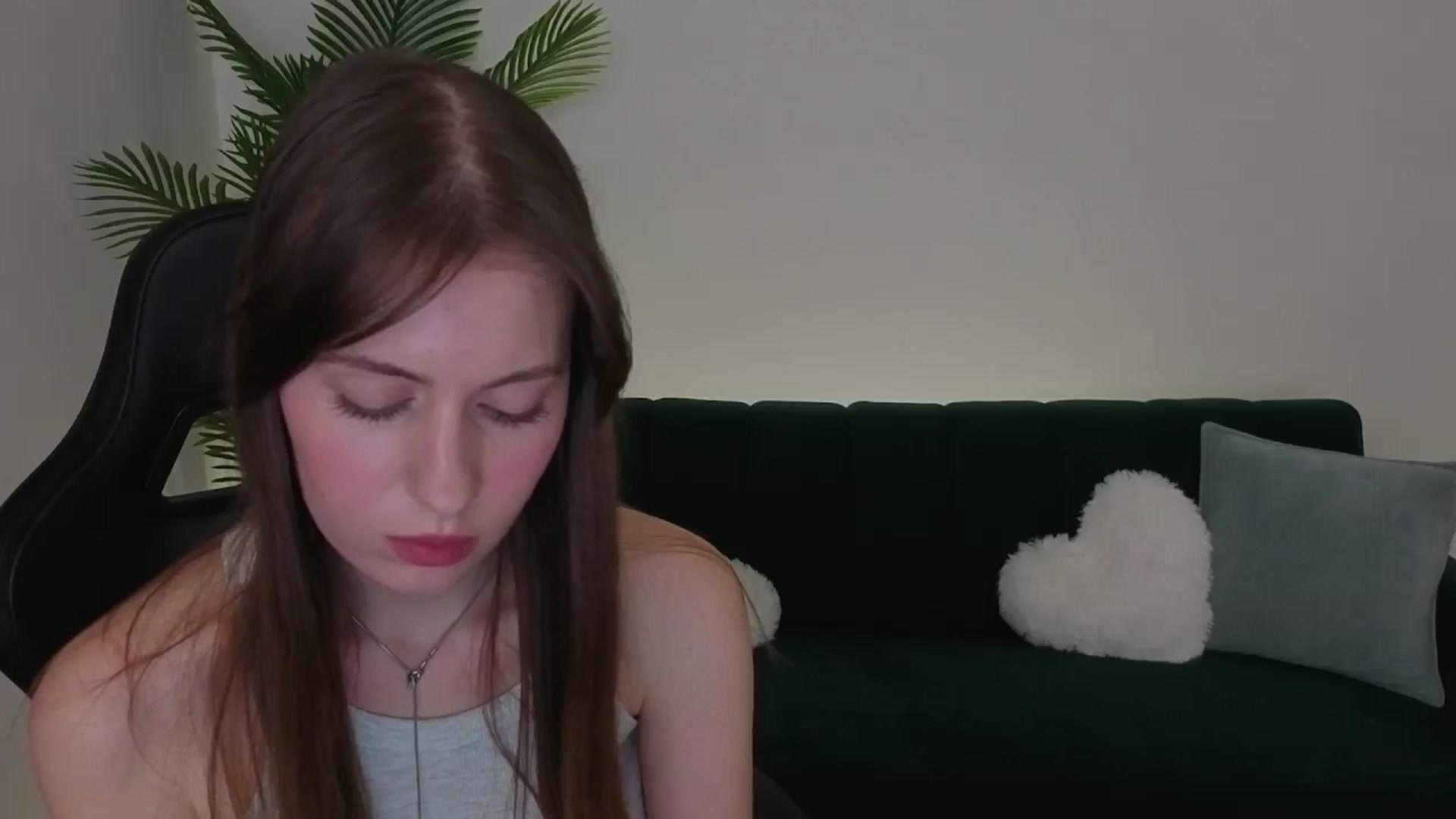 Gallery image thumbnail from Meliora's myfreecams stream on, 12/04/2025, 15:24 image 14 of 20