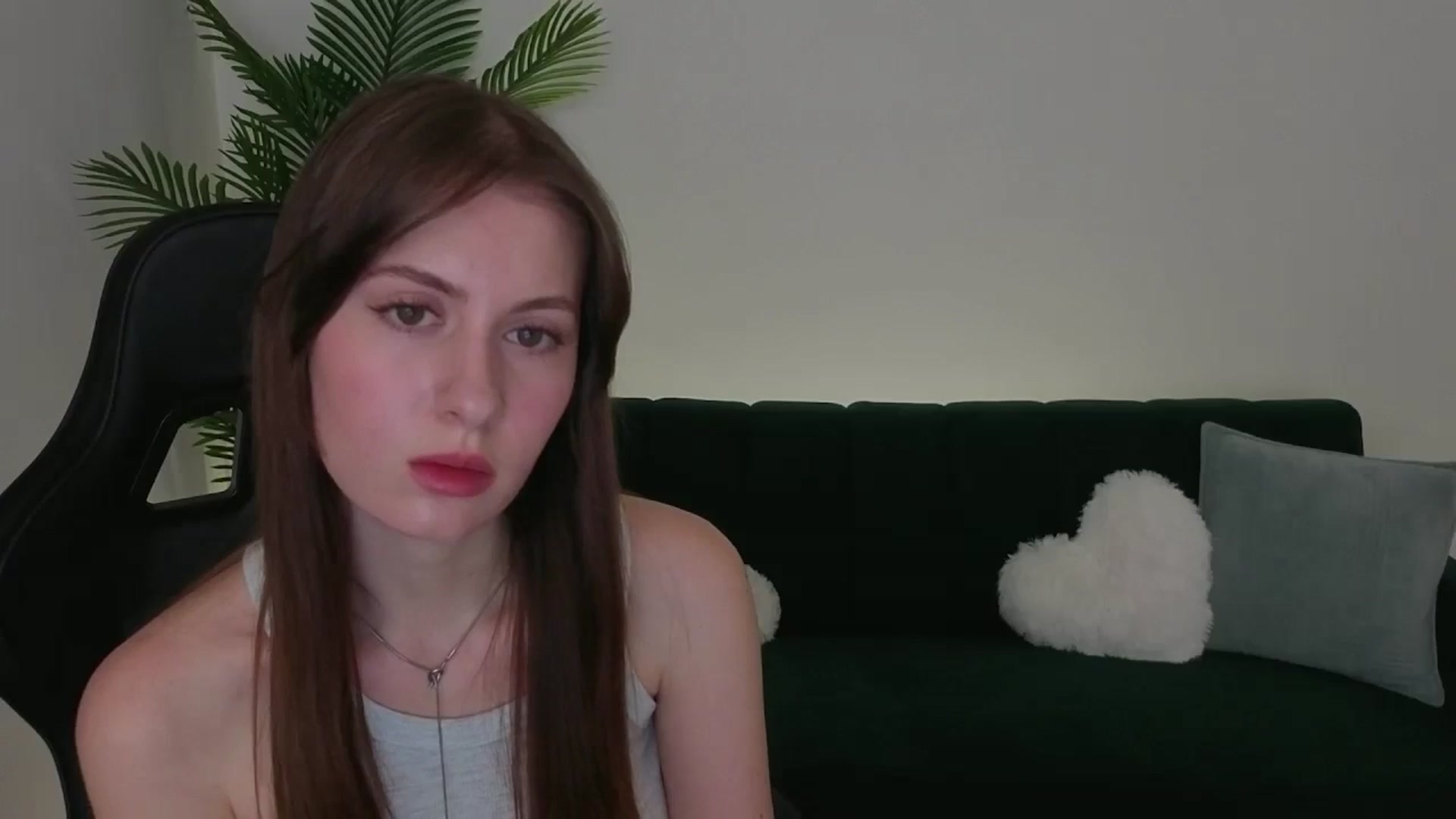 Gallery image thumbnail from Meliora's myfreecams stream on, 12/04/2025, 15:24 image 8 of 20