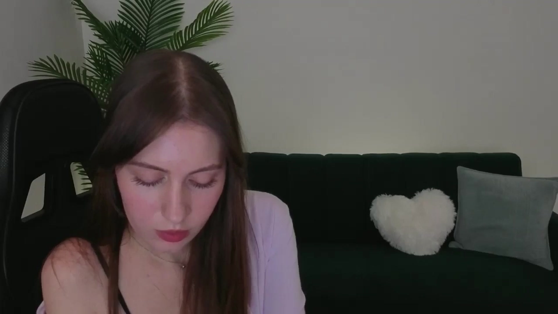 Gallery image thumbnail from Meliora's myfreecams stream on, 12/05/2025, 14:19 image 11 of 20