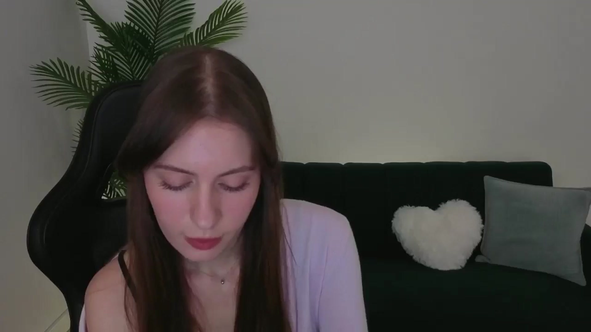 Gallery image thumbnail from Meliora's myfreecams stream on, 12/05/2025, 14:19 image 2 of 20