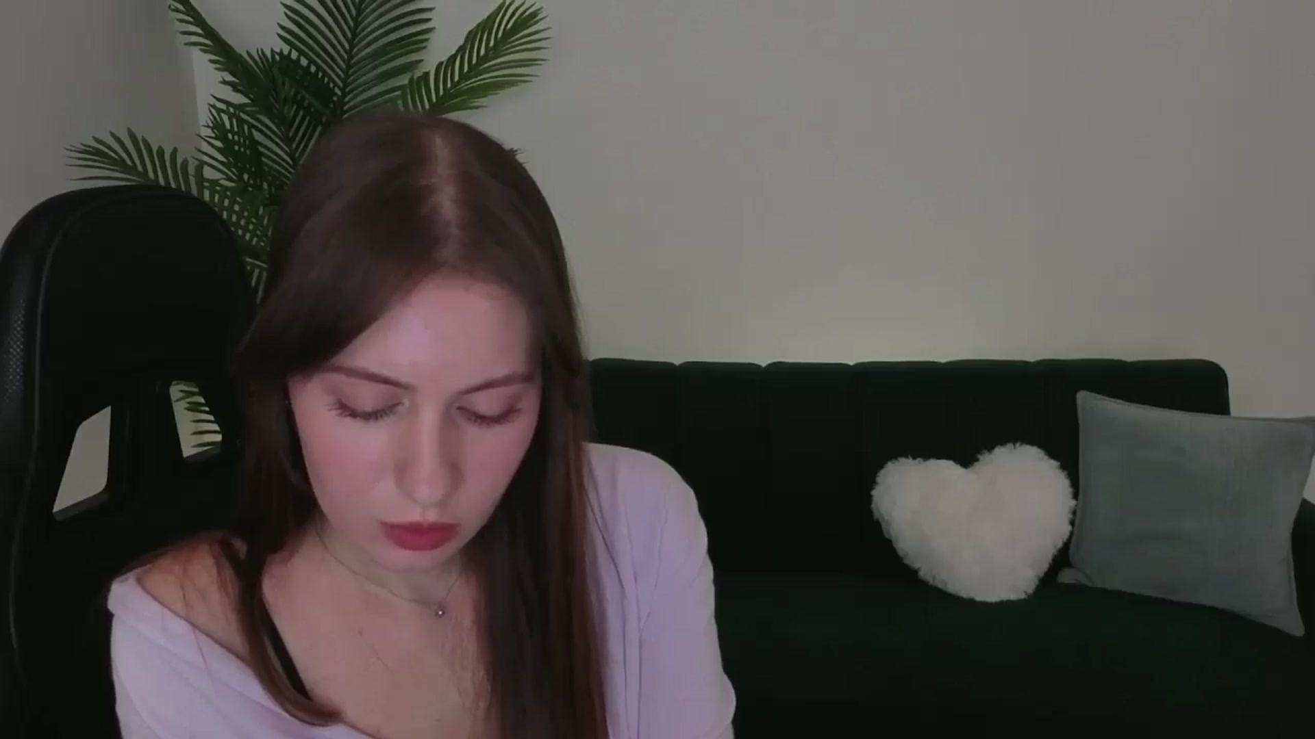 Gallery image thumbnail from Meliora's myfreecams stream on, 12/05/2025, 14:19 image 7 of 20