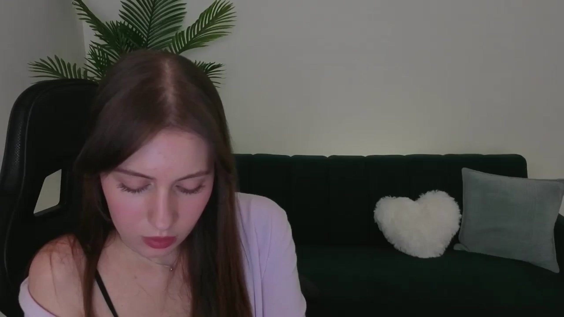 Gallery image thumbnail from Meliora's myfreecams stream on, 12/05/2025, 14:19 image 9 of 20