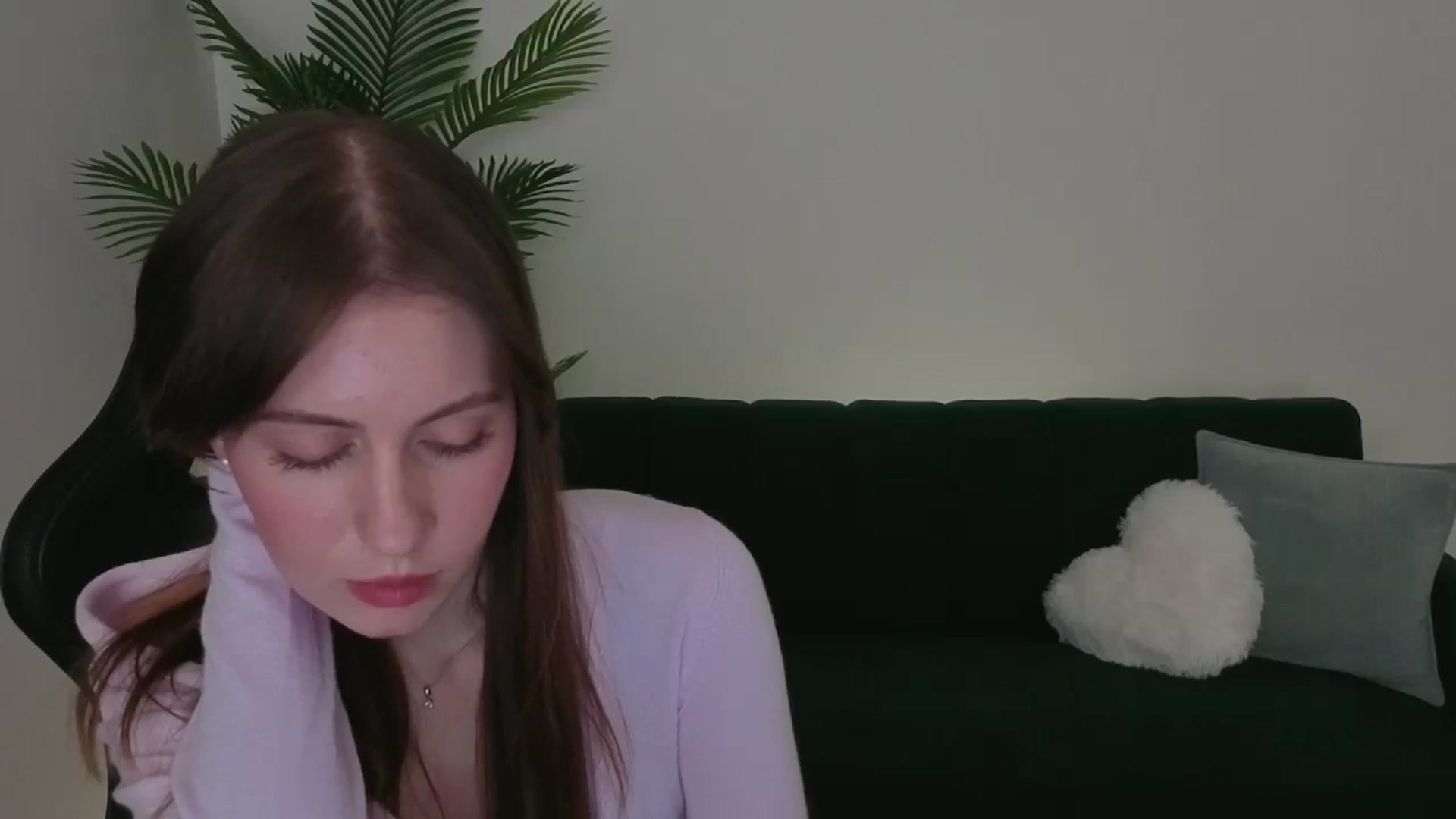 Gallery image thumbnail from Meliora's myfreecams stream on, 12/05/2025, 14:51 image 8 of 20