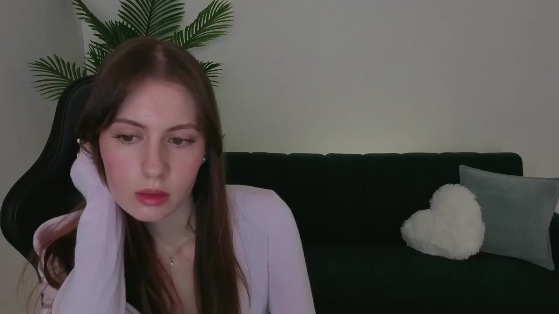 Gallery image thumbnail from Meliora's myfreecams stream on, 12/05/2025, 14:51 image 10 of 20