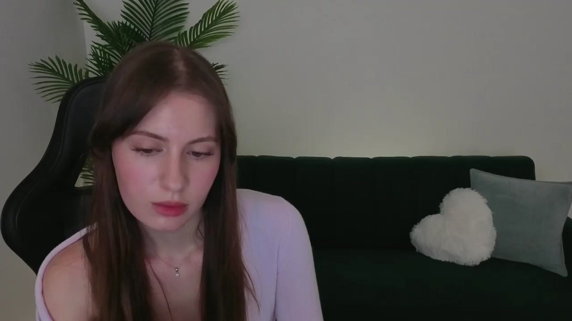 Gallery image thumbnail from Meliora's myfreecams stream on, 12/05/2025, 14:51 image 18 of 20
