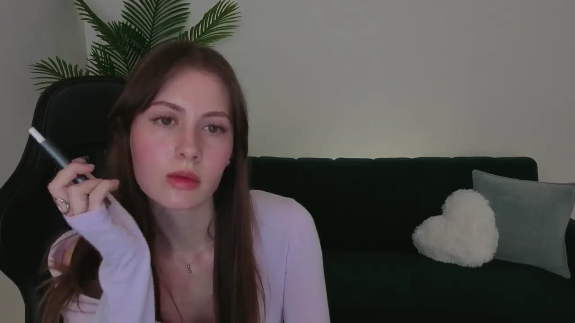 Gallery image thumbnail from Meliora's myfreecams stream on, 12/05/2025, 14:51 image 4 of 20