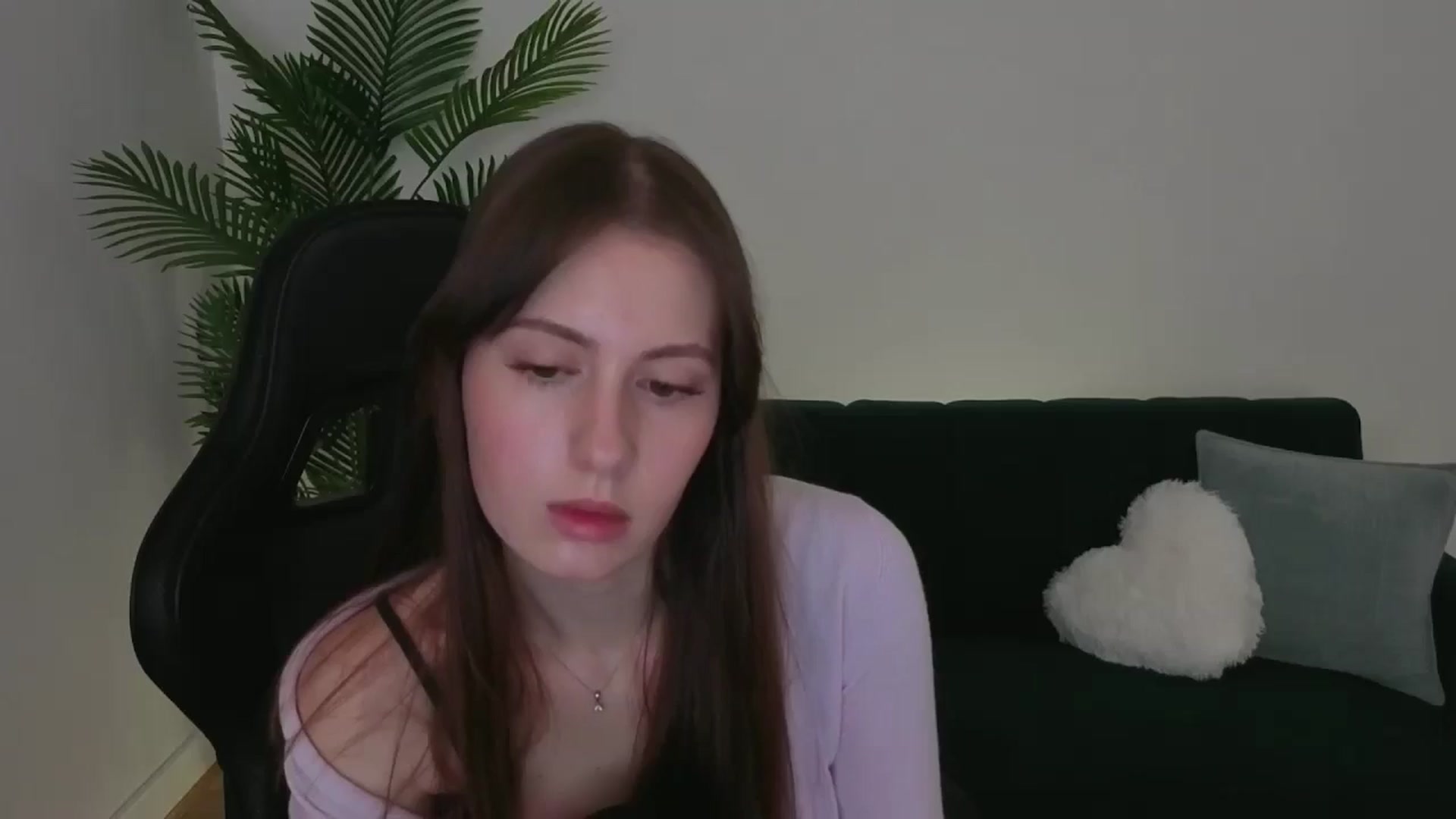 Gallery image thumbnail from Meliora's myfreecams stream on, 12/05/2025, 15:55 image 20 of 20