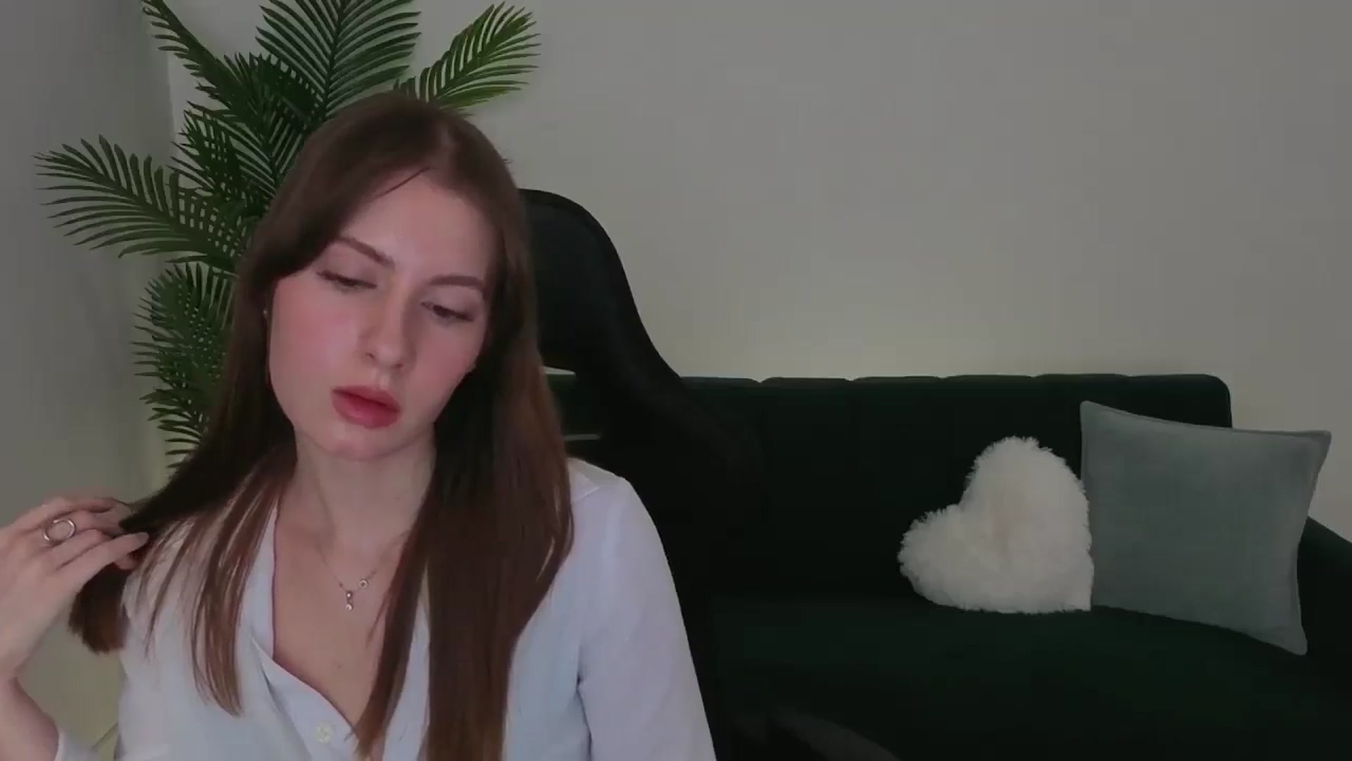 Gallery image thumbnail from Meliora's myfreecams stream on, 12/06/2025, 14:17 image 9 of 20