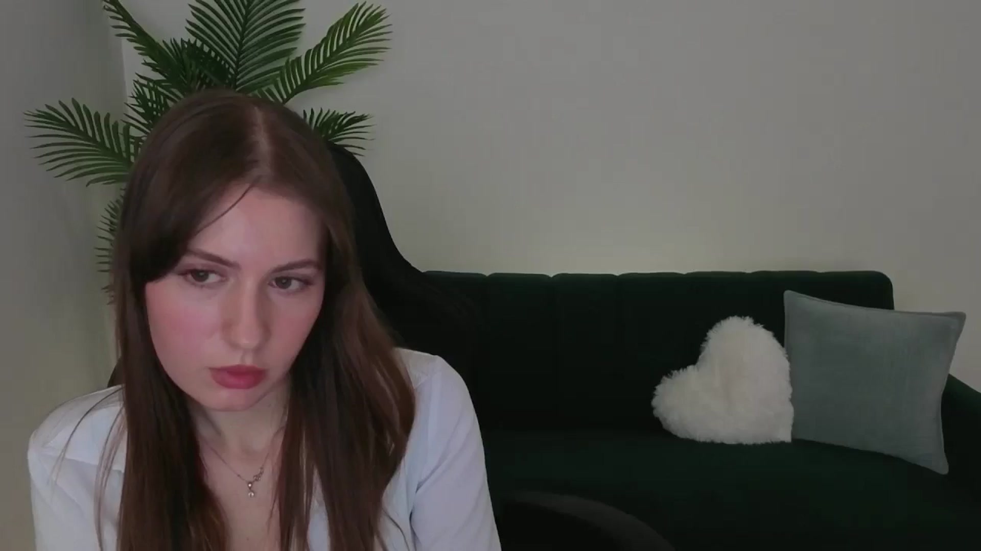 Gallery image thumbnail from Meliora's myfreecams stream on, 12/06/2025, 14:17 image 14 of 20