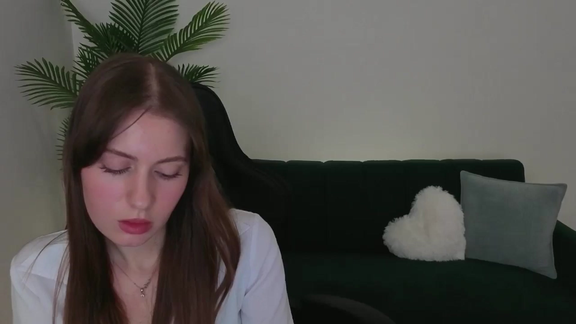 Gallery image thumbnail from Meliora's myfreecams stream on, 12/06/2025, 14:17 image 17 of 20