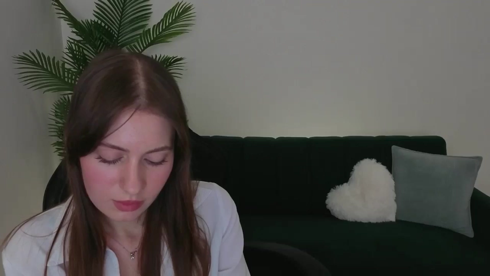 Gallery image thumbnail from Meliora's myfreecams stream on, 12/06/2025, 15:23 image 6 of 20
