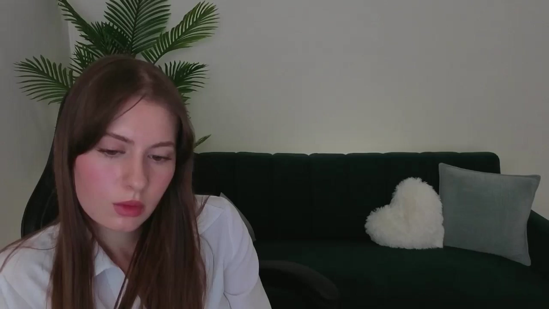 Gallery image thumbnail from Meliora's myfreecams stream on, 12/06/2025, 15:23 image 2 of 20
