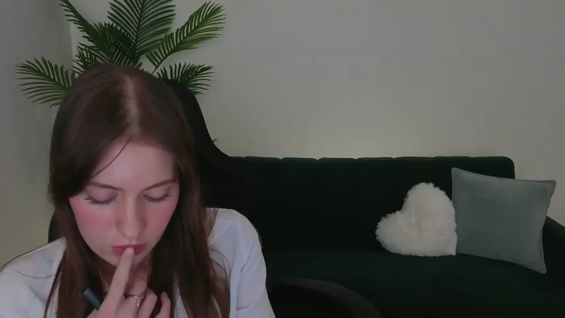 Gallery image thumbnail from Meliora's myfreecams stream on, 12/06/2025, 15:23 image 7 of 20