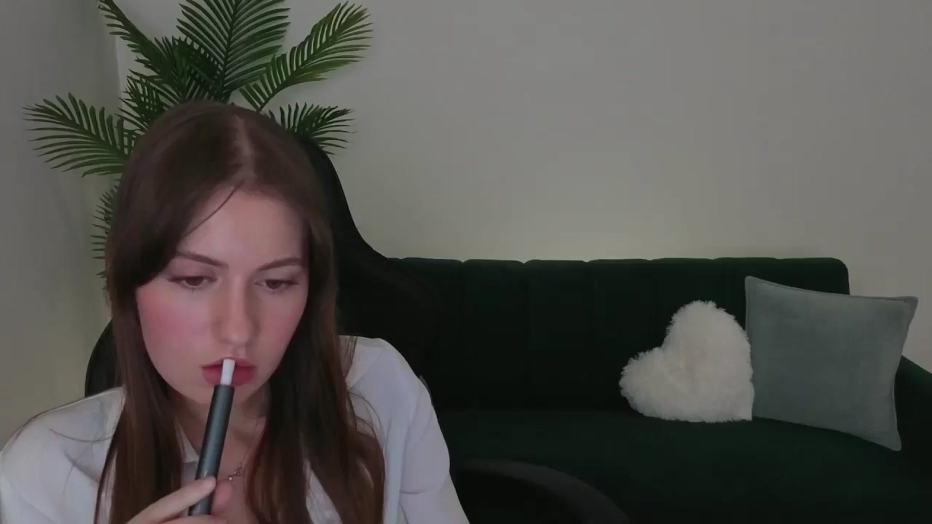 Gallery image thumbnail from Meliora's myfreecams stream on, 12/06/2025, 15:23 image 8 of 20