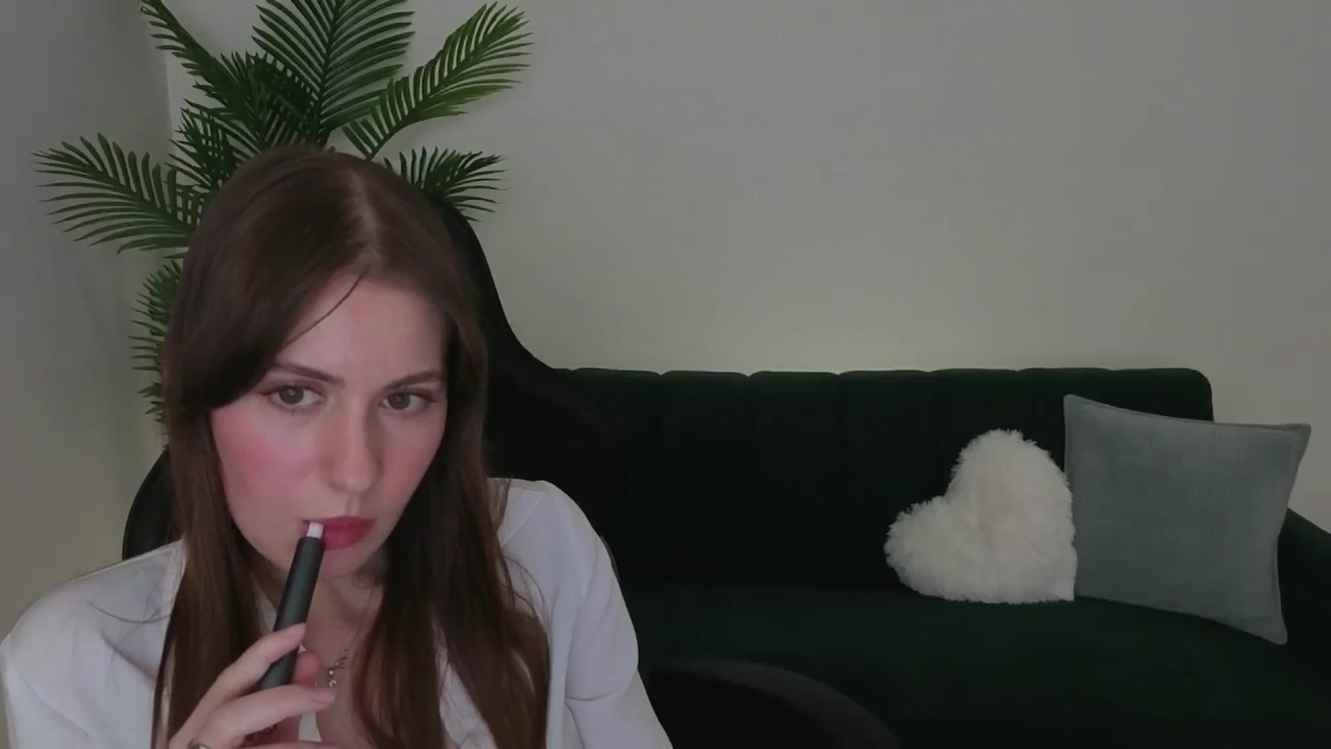 Gallery image thumbnail from Meliora's myfreecams stream on, 12/06/2025, 15:23 image 9 of 20