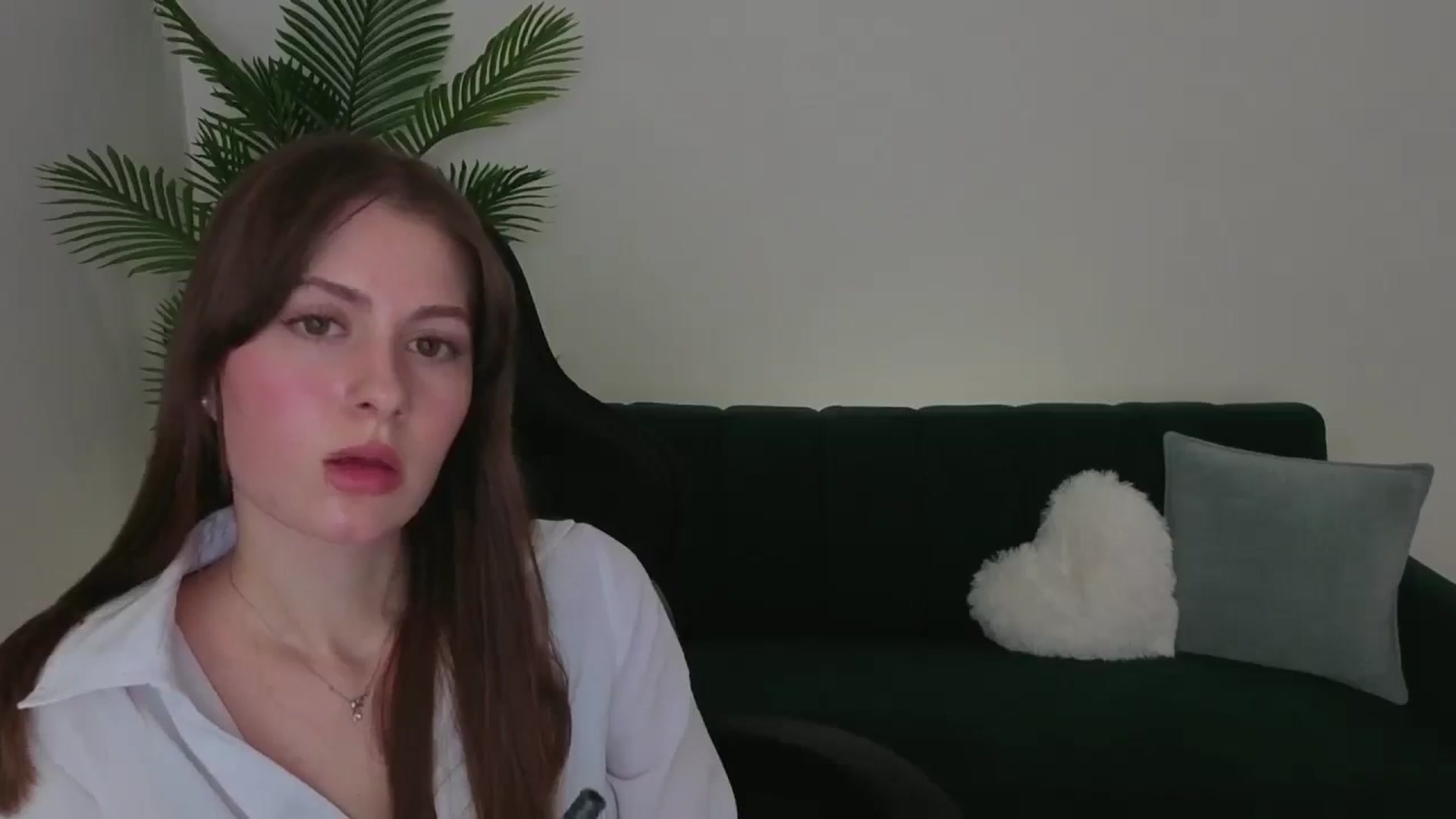 Gallery image thumbnail from Meliora's myfreecams stream on, 12/06/2025, 15:23 image 3 of 20