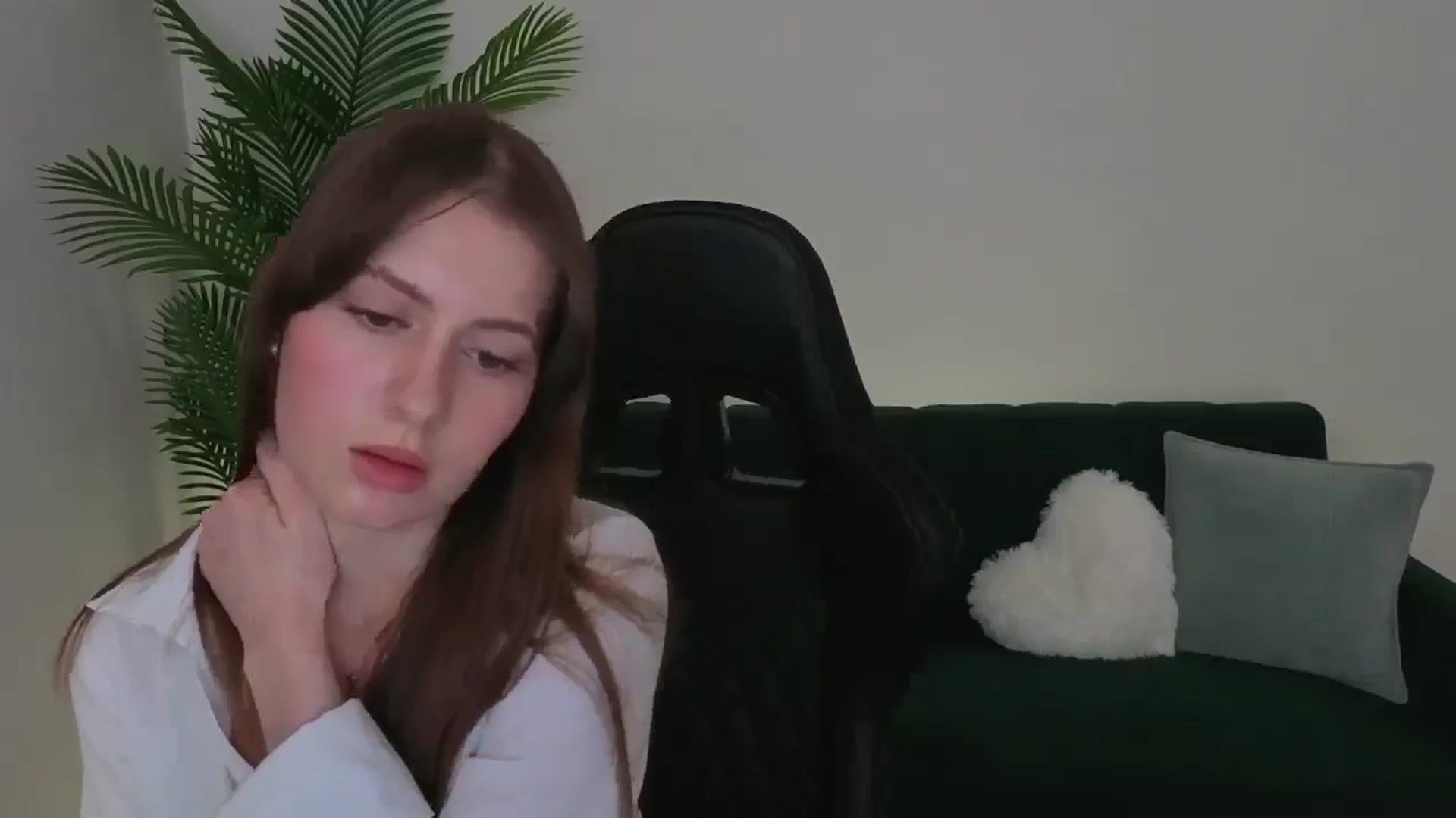 Gallery image thumbnail from Meliora's myfreecams stream on, 12/06/2025, 15:23 image 19 of 20