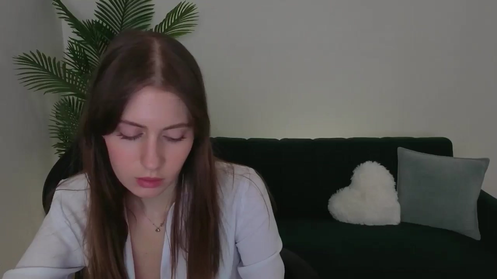 Gallery image thumbnail from Meliora's myfreecams stream on, 12/06/2025, 17:18 image 4 of 20