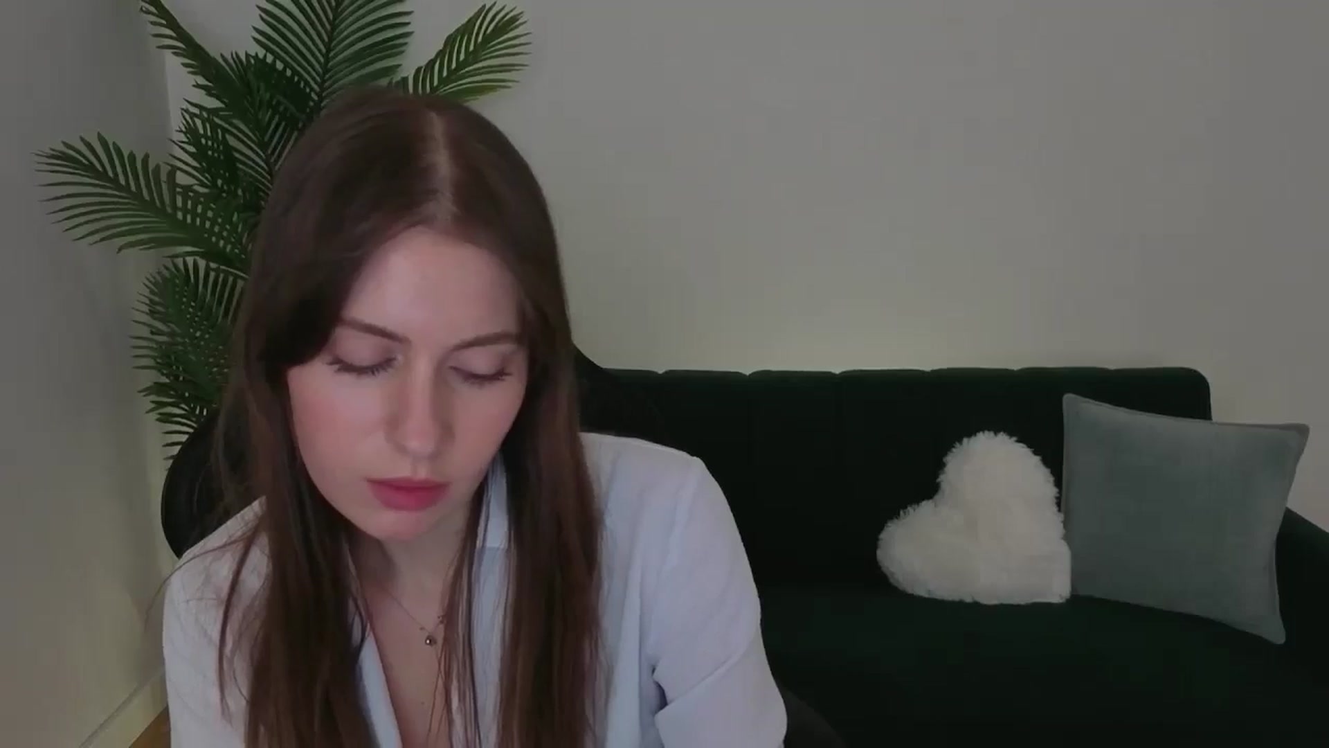 Gallery image thumbnail from Meliora's myfreecams stream on, 12/06/2025, 17:18 image 13 of 20
