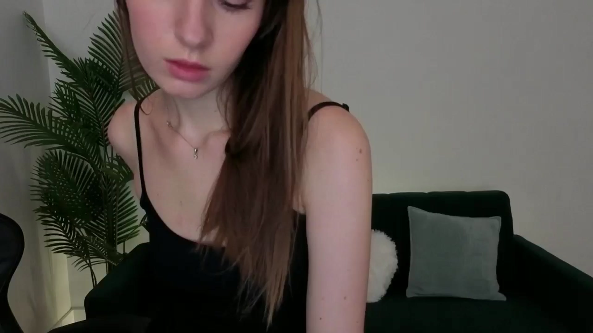 Gallery image thumbnail from Meliora's myfreecams stream on, 12/08/2025, 19:10 image 1 of 20