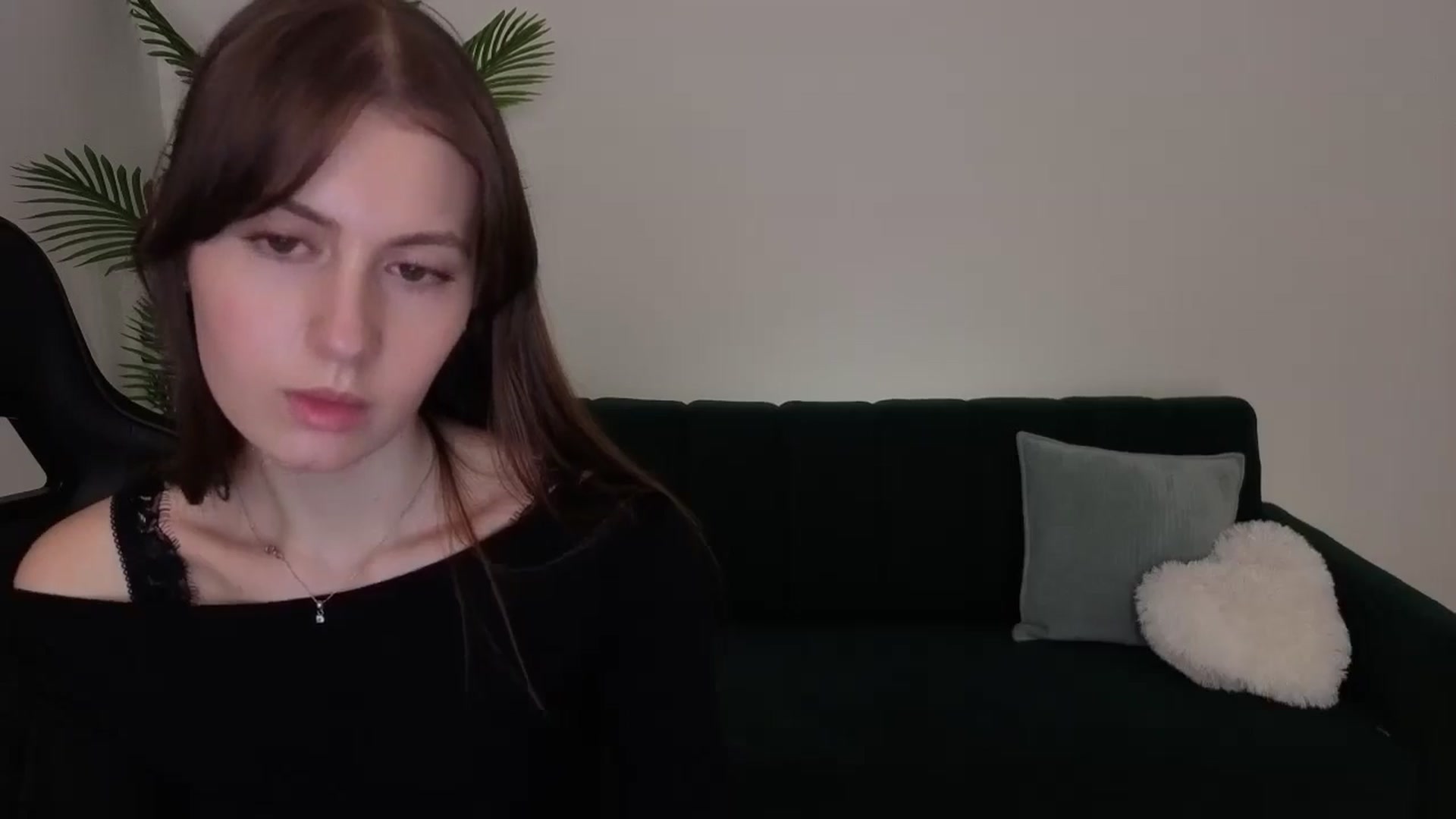 Gallery image thumbnail from Meliora's myfreecams stream on, 12/12/2025, 19:47 image 8 of 20