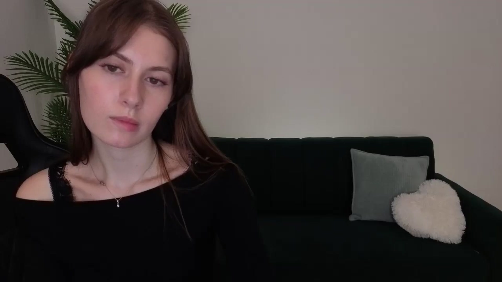 Gallery image thumbnail from Meliora's myfreecams stream on, 12/12/2025, 19:47 image 9 of 20