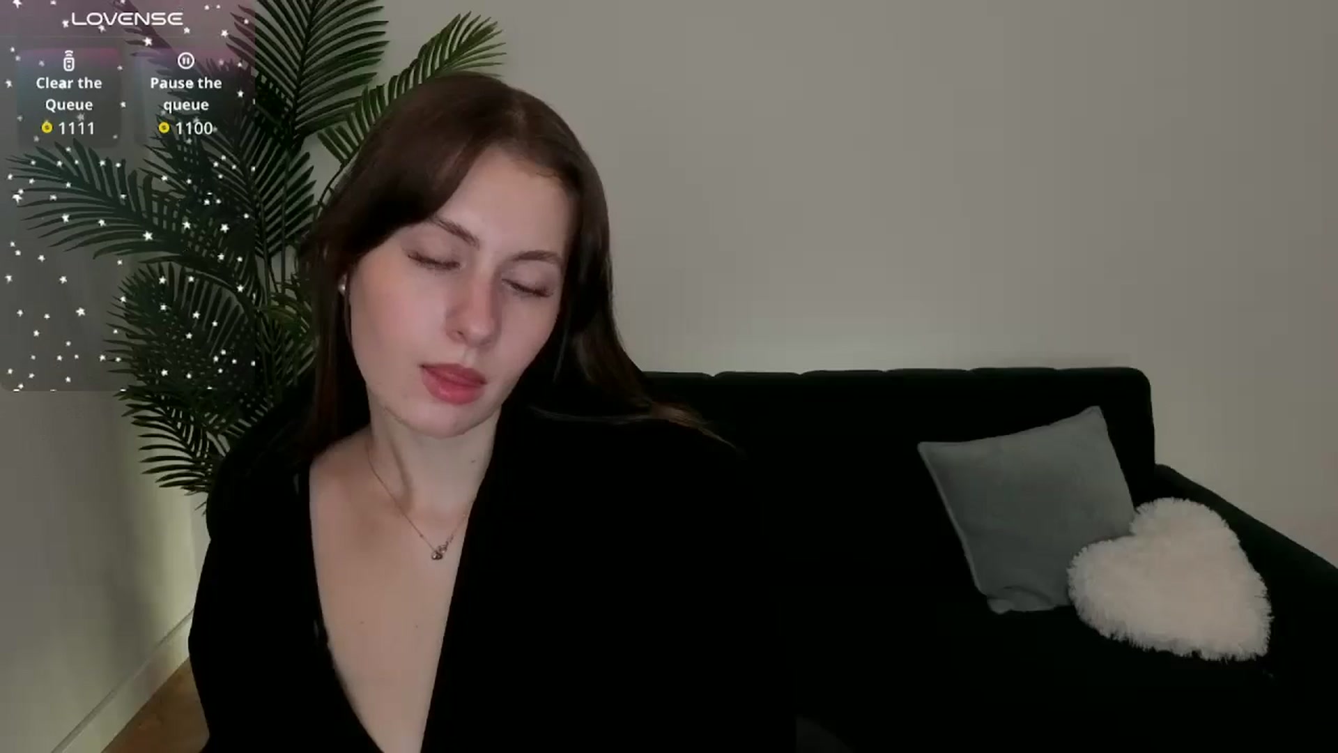 Gallery image thumbnail from Meliora's myfreecams stream on, 12/18/2025, 19:15 image 9 of 20